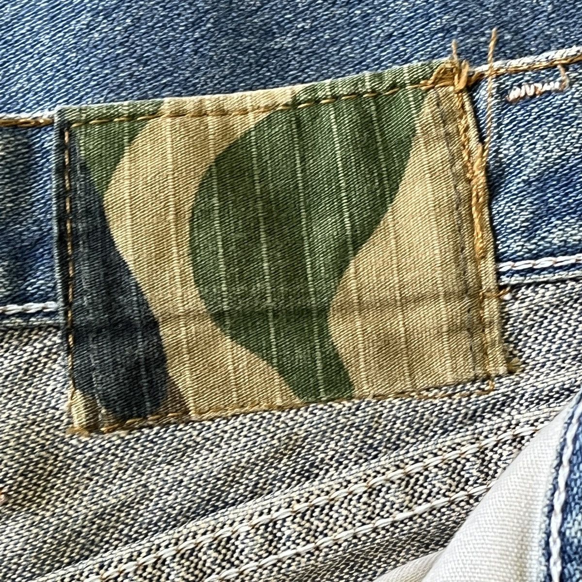 Vintage Vintage Rare Wrangler Army Camouflage Edition Distressed Size US 30 / EU 46 - 16 Thumbnail
