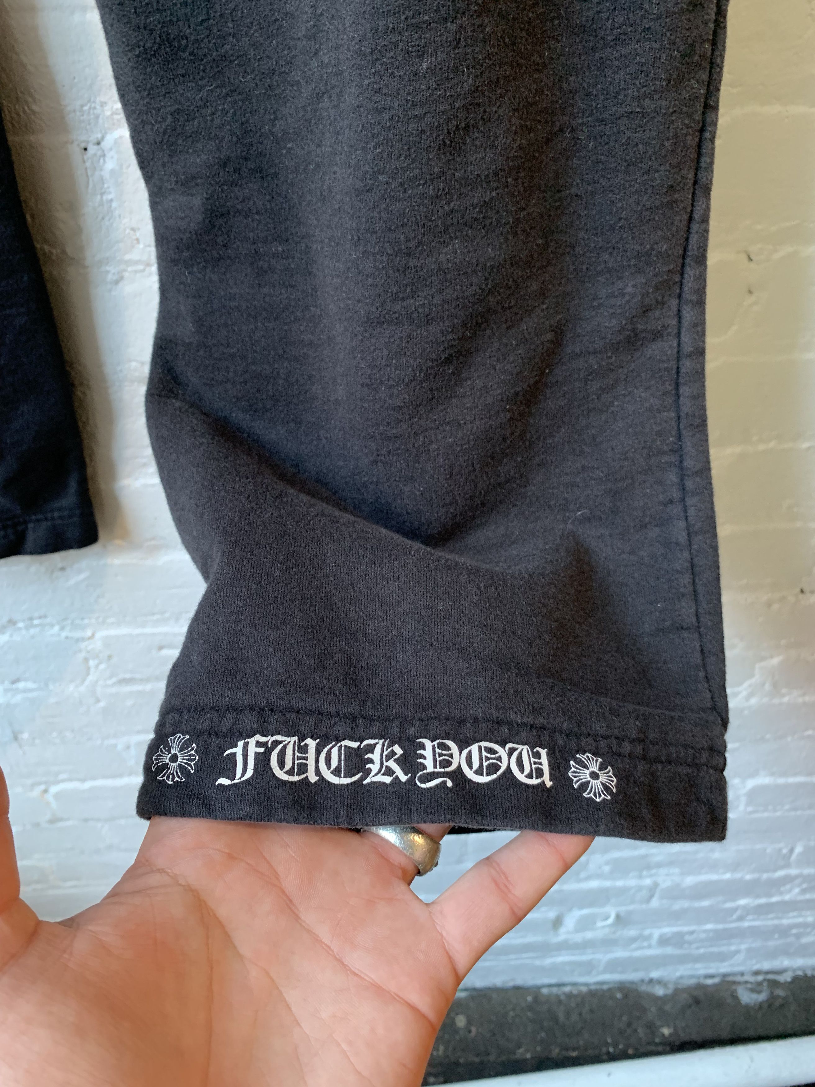 Chrome Hearts × Vintage Vintage x CHROME HEARTS CROSS SWEATS BAGGY Size US 34 / EU 50 - 4 Thumbnail