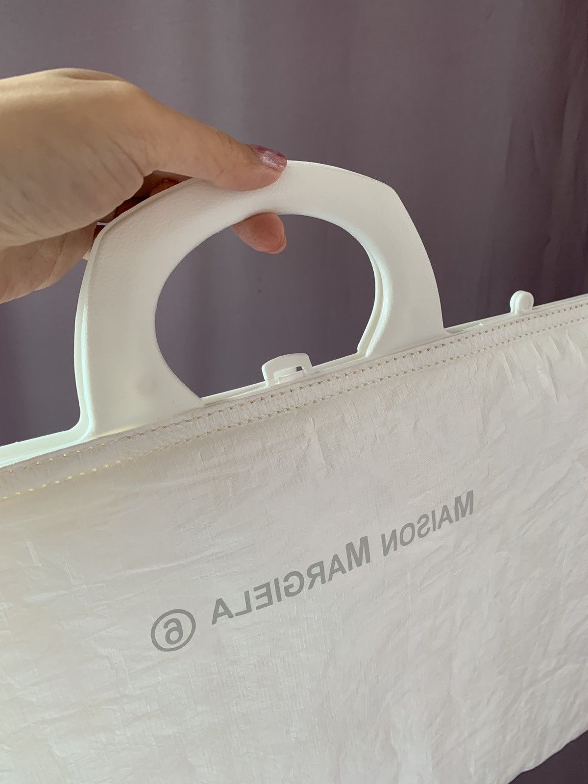 Maison Margiela 🔥 Rare! MM6 White Pillow Shopping tote bag handbag Size ONE SIZE - 2 Thumbnail