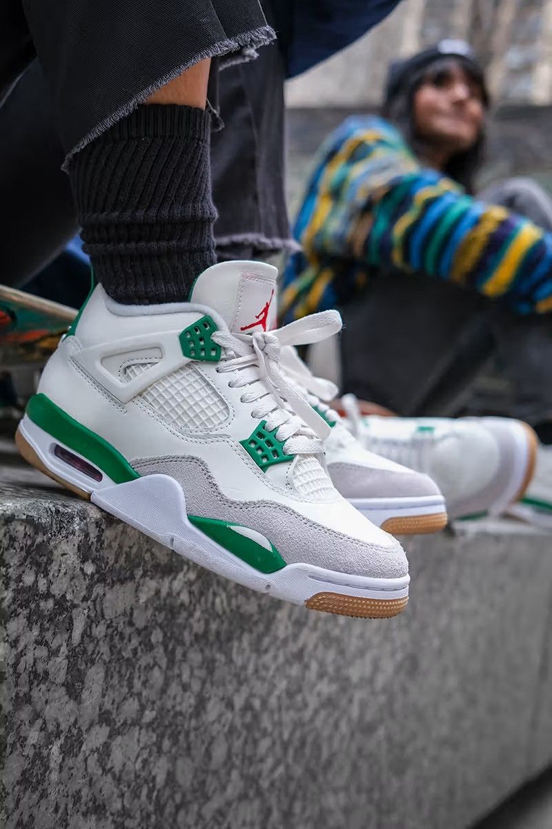 Jordan Brand Jordan 4 Retro SB Pine Green - 9.5 Size US 9.5 / EU 42-43 - 6 Thumbnail