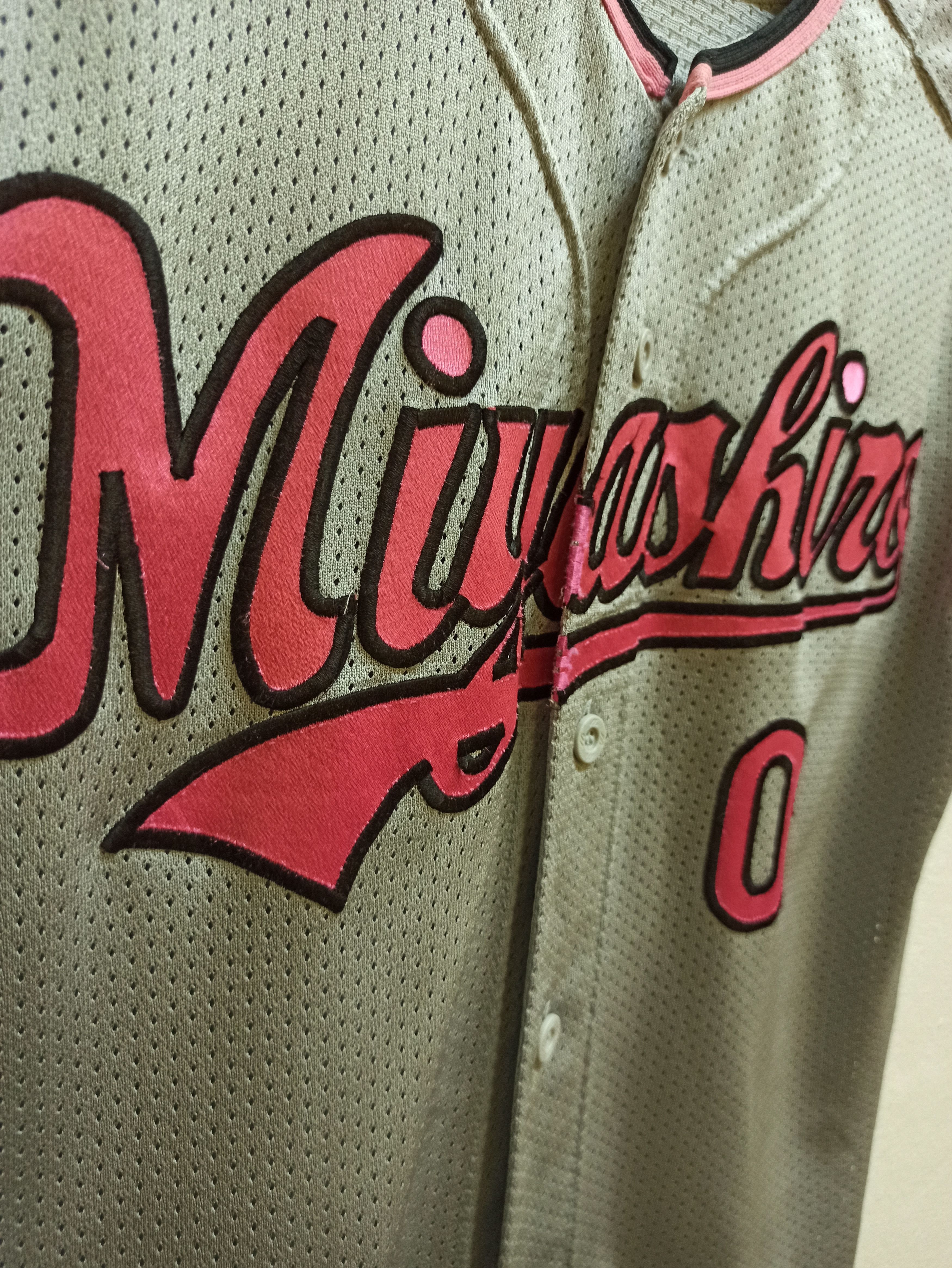 Mizuno Vintage Baseball Jersey Japan Club by Mizuno T-shirt (c32) Size US M / EU 48-50 / 2 - 2 Thumbnail