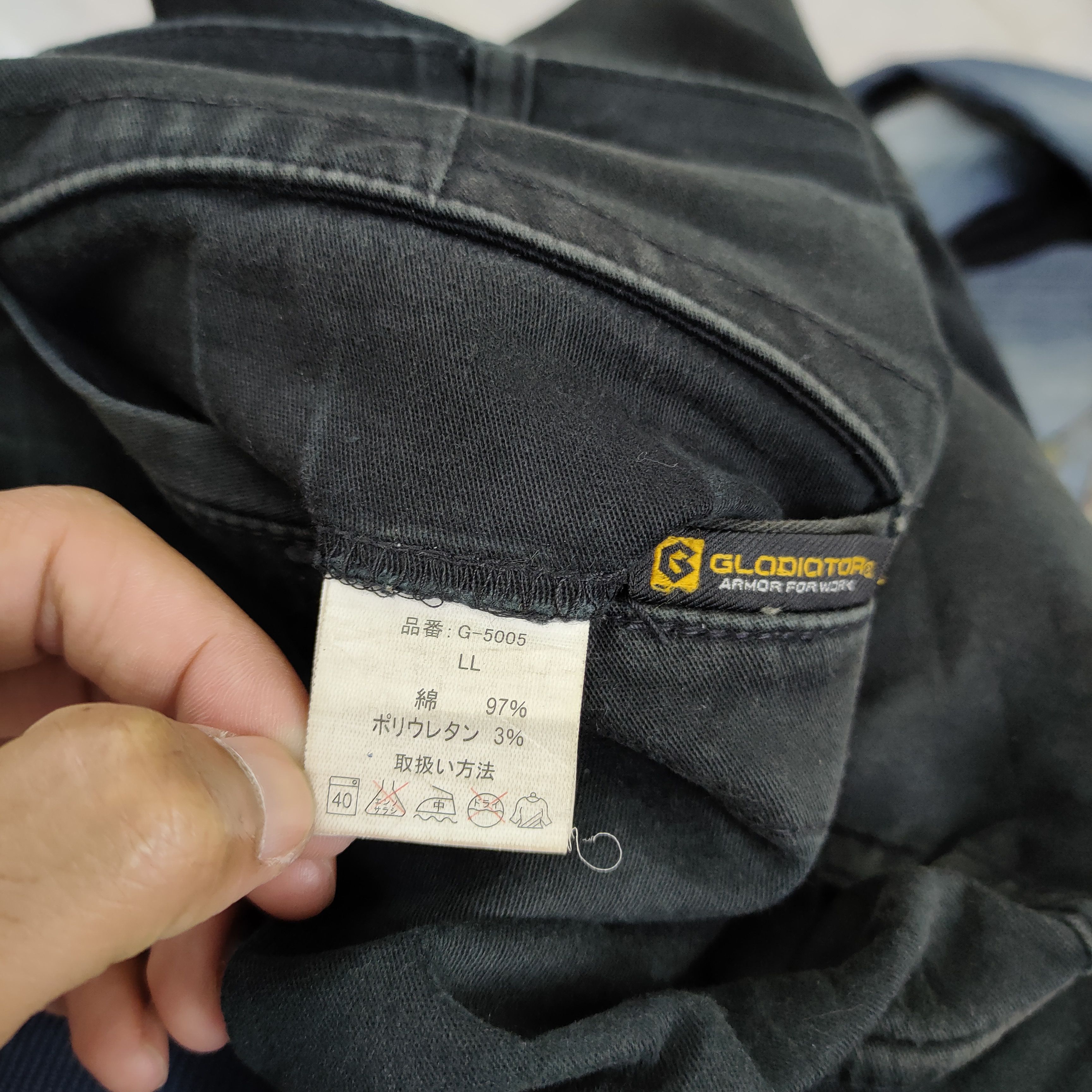 Japanese Brand VINTAGE JAPANESE BRAND FADED DISTRESSED CARGO PANTS Size US 31 - 13 Thumbnail