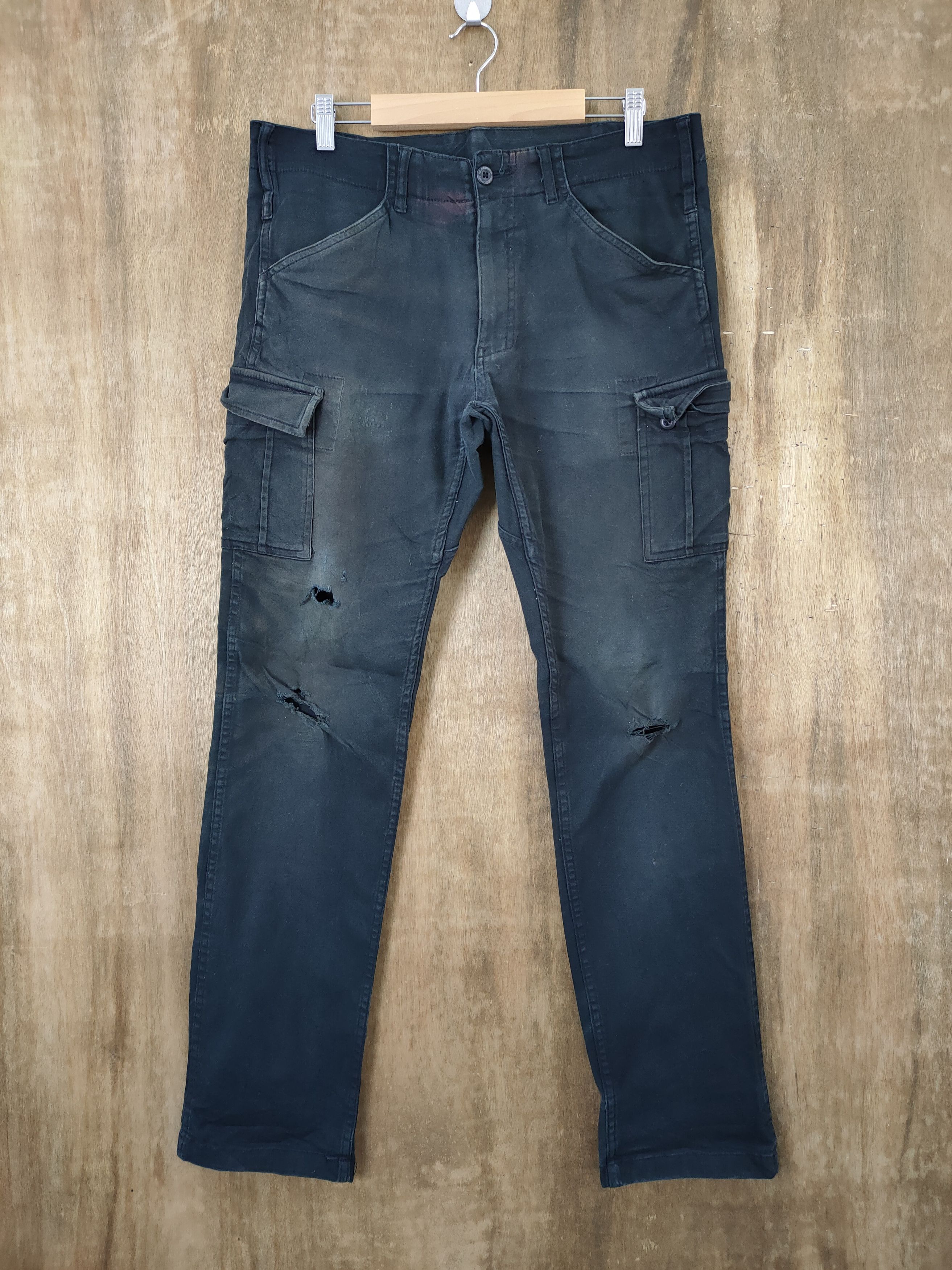Japanese Brand VINTAGE JAPANESE BRAND FADED DISTRESSED CARGO PANTS Size US 31 - 7 Thumbnail