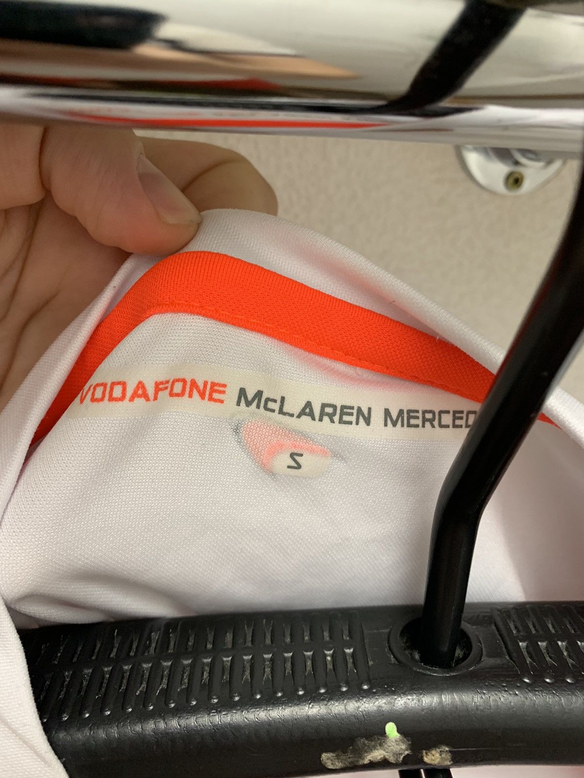 Mercedes-Benz McLaren Mercedes Vodafone white vintage t-shirt S Hamilton Size US S / EU 44-46 / 1 - 7 Thumbnail