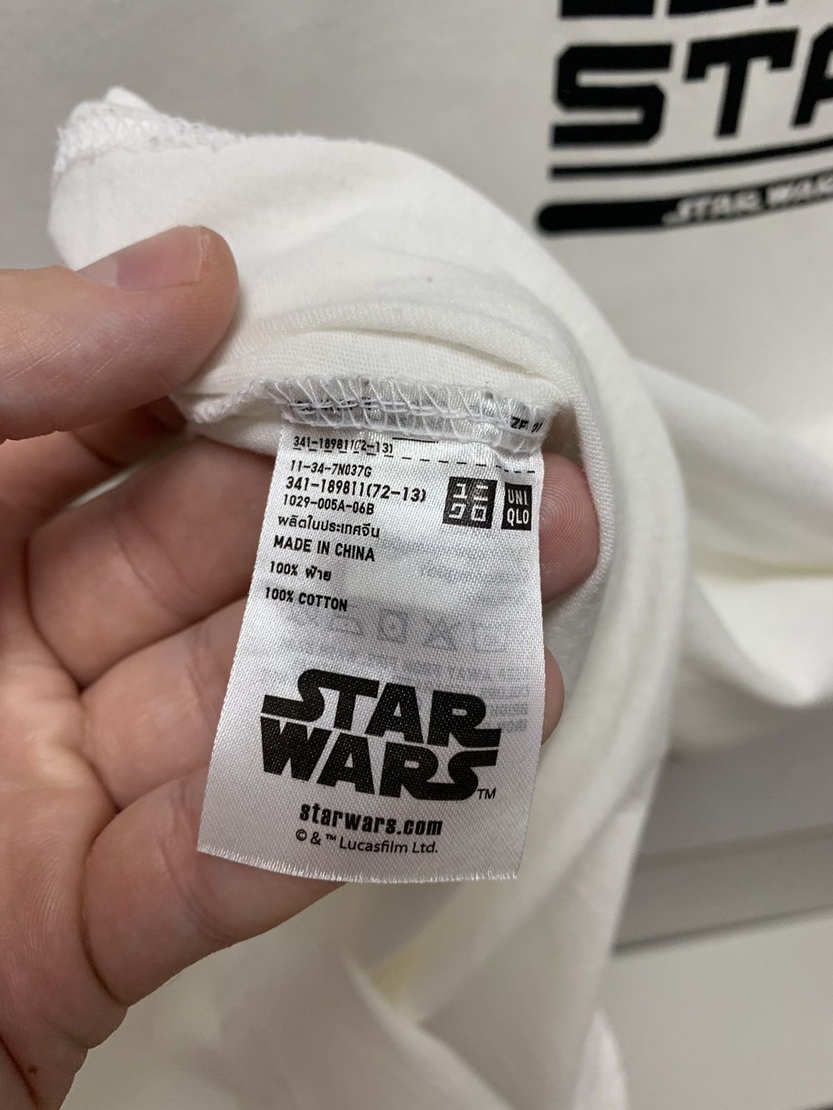 Uniqlo Uniqlo Star Wars Death Star Japanese brand white t-shirt Xl Size US XL / EU 56 / 4 - 7 Thumbnail