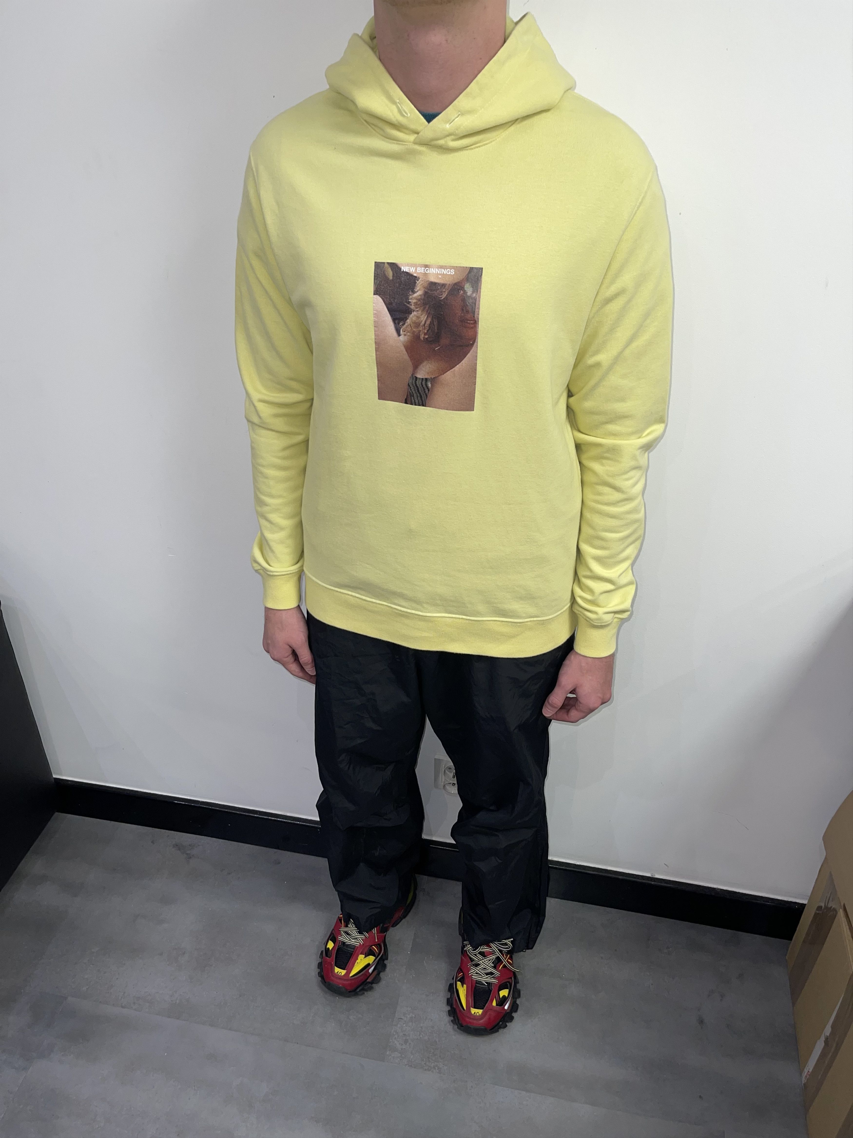 Misbhv SS16 MISBHV "New Beginnings" Box Logo Yellow Hoodie Size US S / EU 44-46 / 1 - 1 Thumbnail