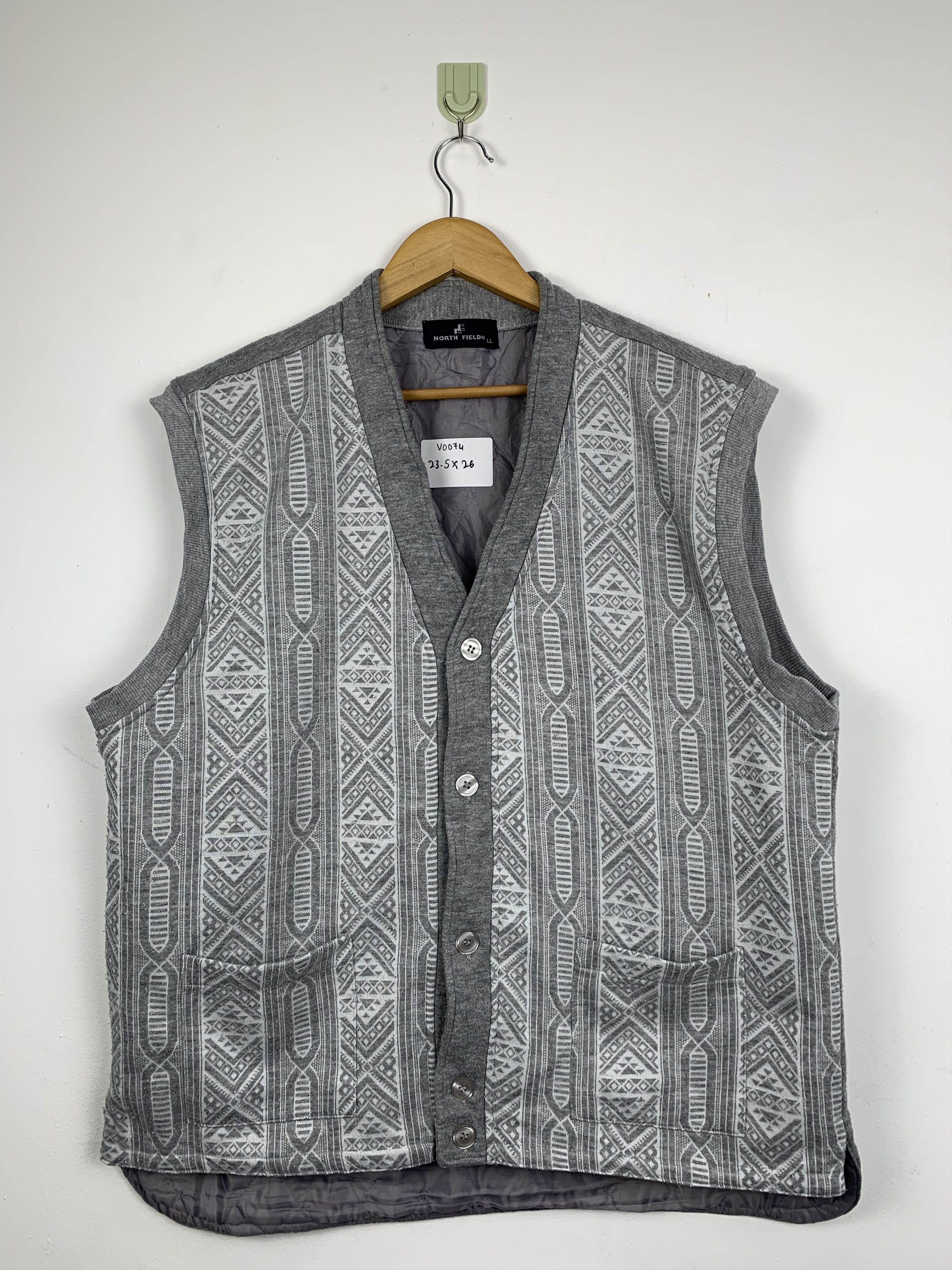 Vintage Vintage NORTH FIELD Quilted Lining Navajo Native Aztec Vests Size US M / EU 48-50 / 2 - 1 Thumbnail