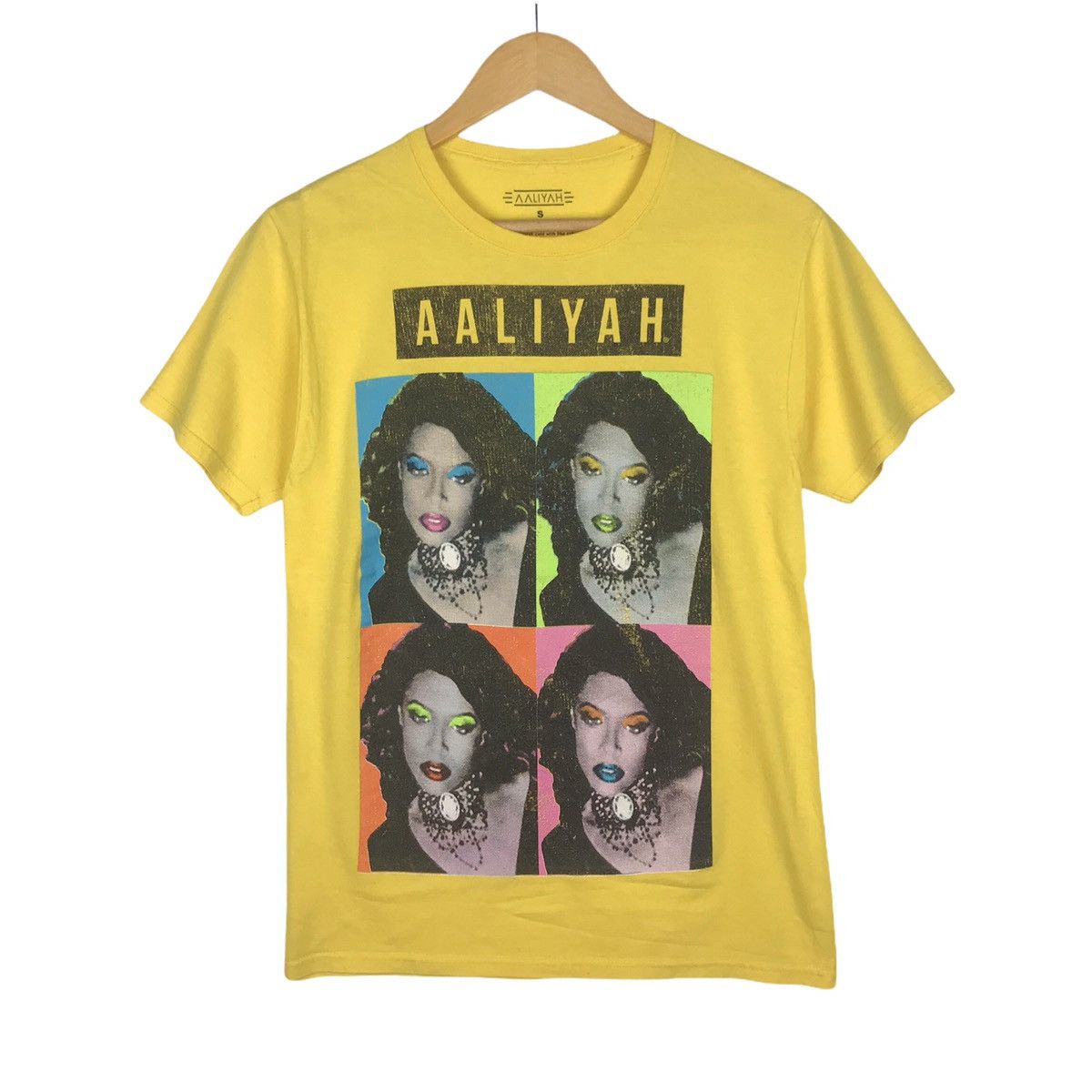 Band Tees × Rap Tees Aaliyah American Singer Hip Hop Promo Album Tour Tee Size US S / EU 44-46 / 1 - 1 Thumbnail