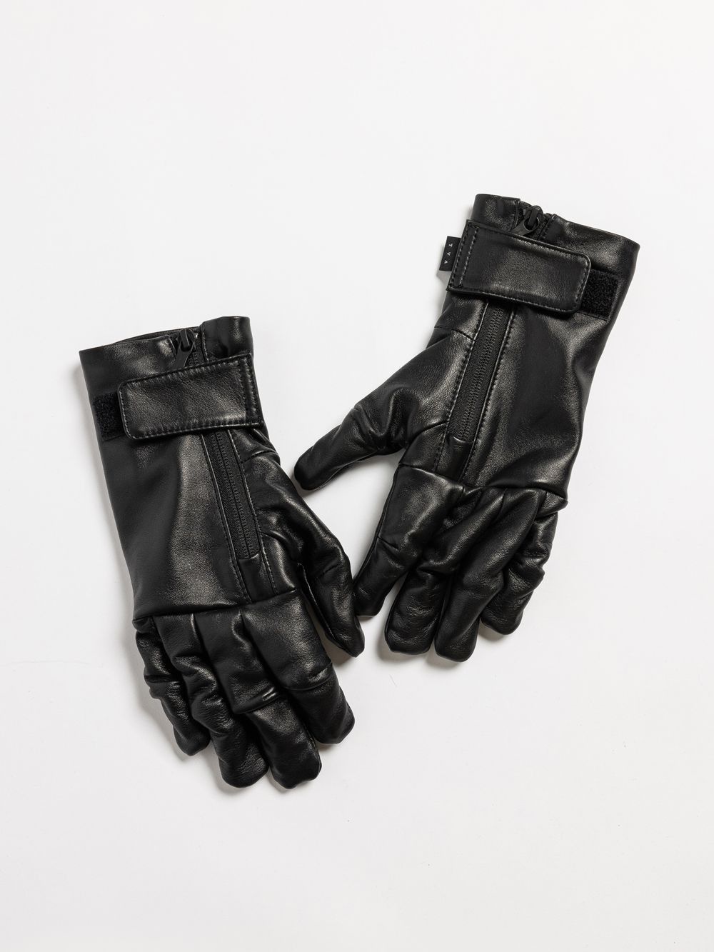 The Viridi-anne sz 1 FW21 Water Repellant Lambskin Gloves w/ fleece lining Size ONE SIZE - 1 Thumbnail