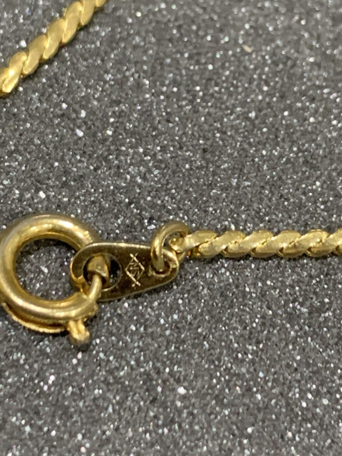 Vintage VINTAGE LEI FLORAL GOLD PENDANT 926 NECKLACE Size ONE SIZE - 7 Thumbnail
