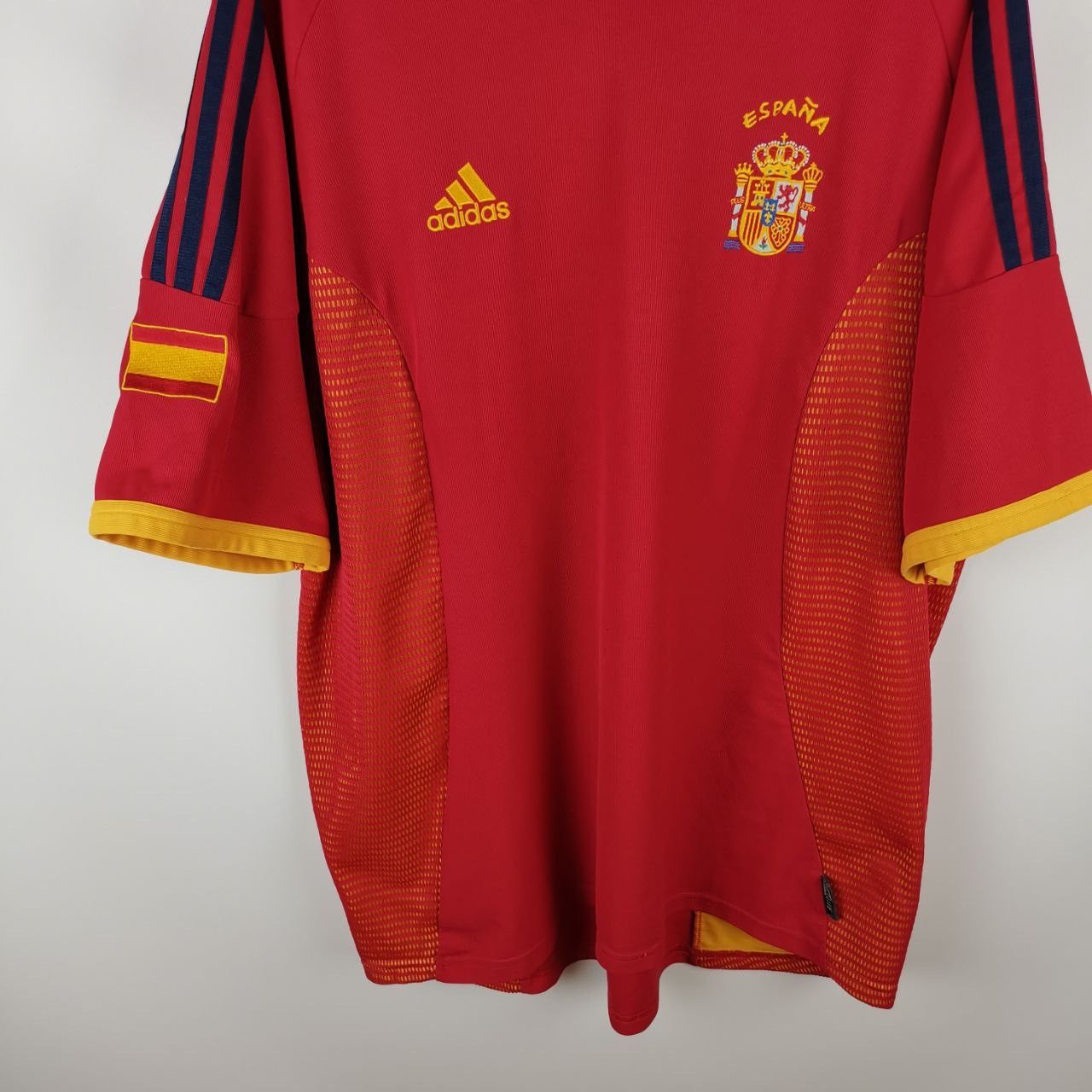 Adidas Spain adidas vintage soccer jersey 2002 xl size Size US XL / EU 56 / 4 - 3 Thumbnail