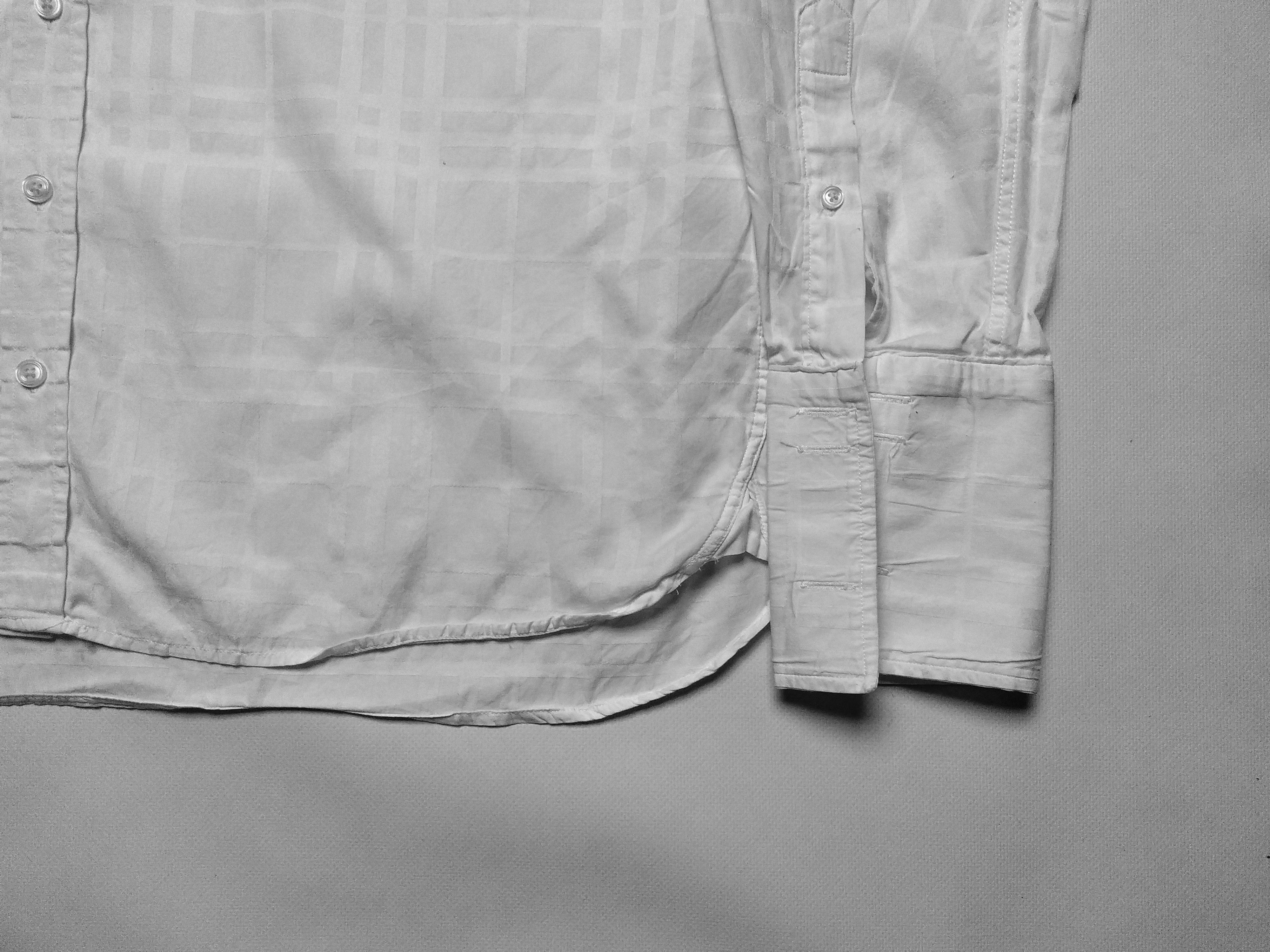 Burberry Burberry London cufflinks white checkered shirt Size US XL / EU 56 / 4 - 5 Thumbnail