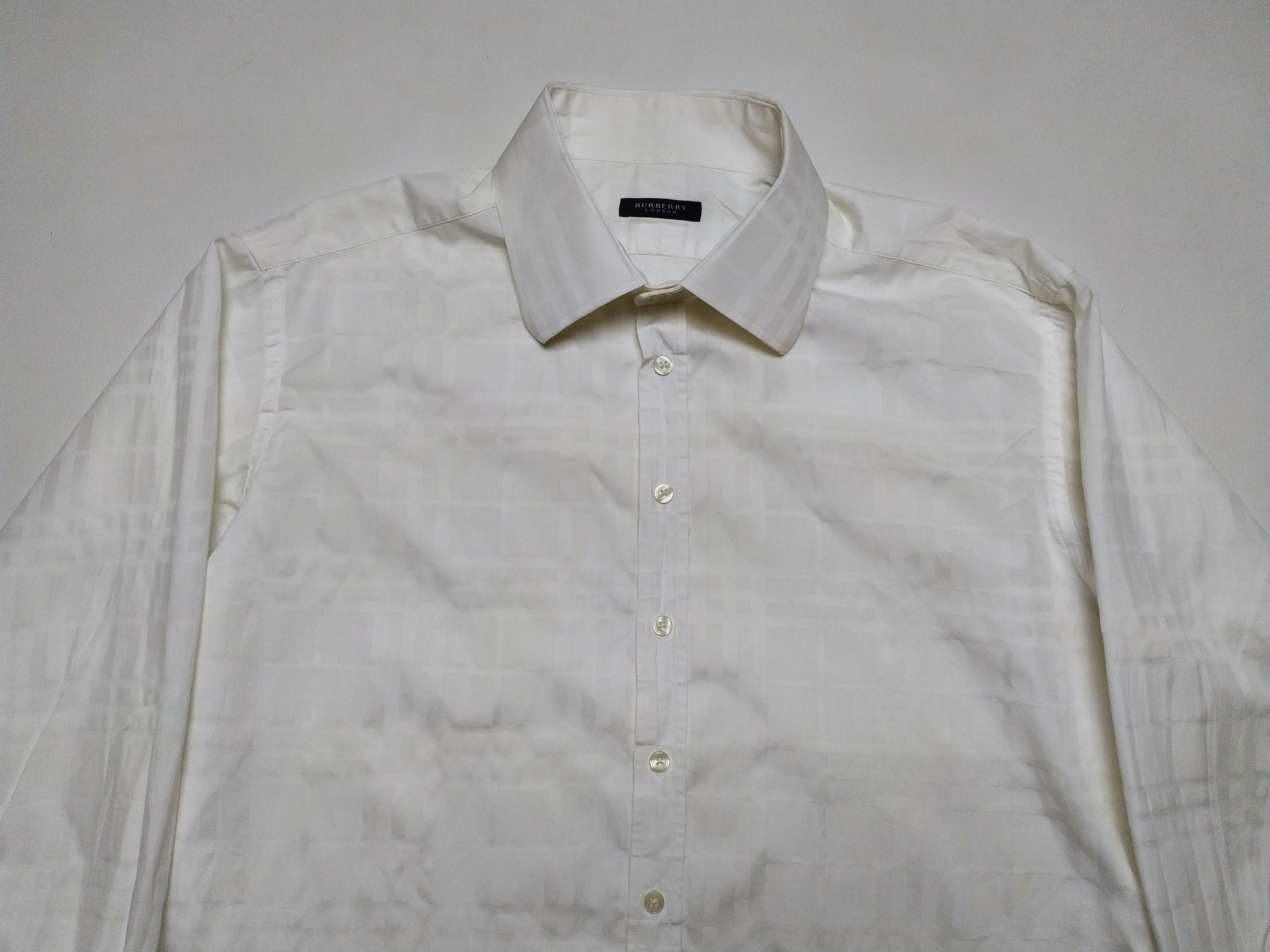 Burberry Burberry London cufflinks white checkered shirt Size US XL / EU 56 / 4 - 9 Thumbnail