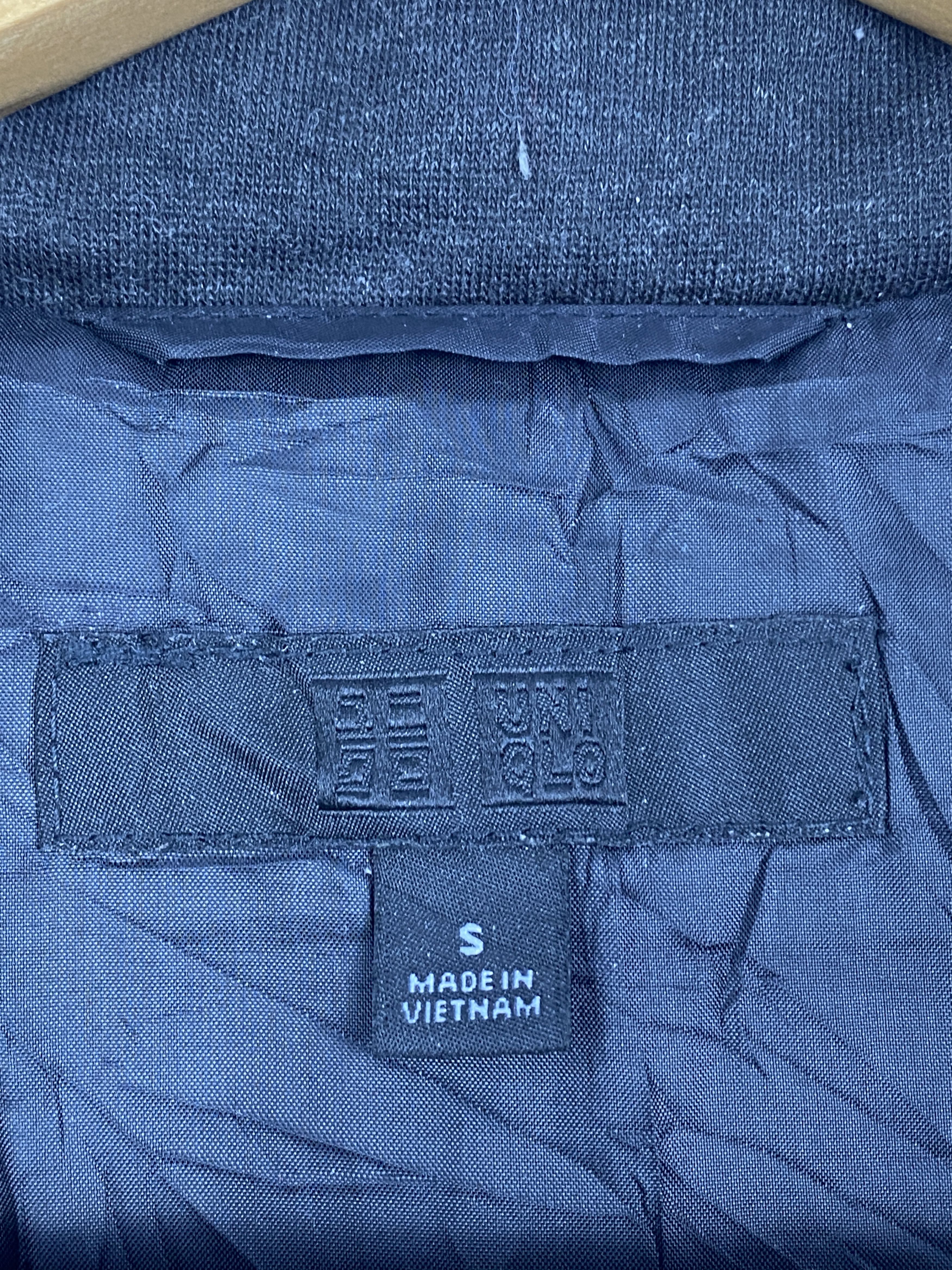 Japanese Brand Uniqlo Zipper Ups Puffer Dark Grey Vest AH0064 Size US S / EU 44-46 / 1 - 5 Thumbnail