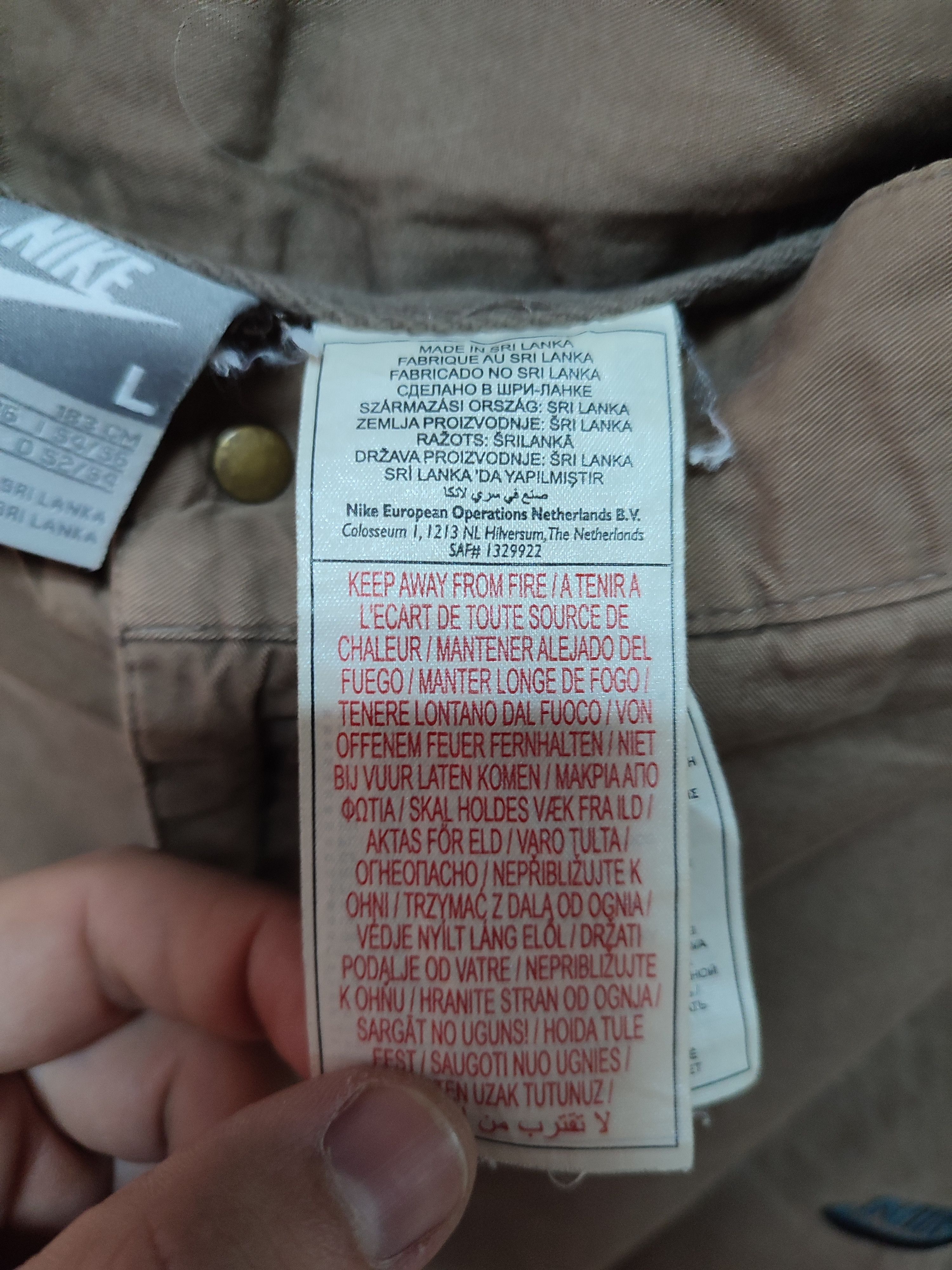 Nike Rare Nike cargo vintage shorts Size US 32 / EU 48 - 3 Thumbnail