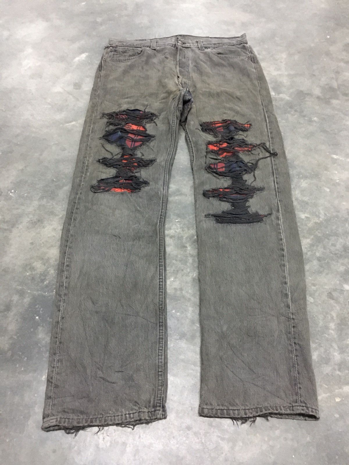 Levi's × Vintage Vintage 90’s Levis 501 Super Black Thrashed Kurt Kobain Size US 35 - 4 Thumbnail
