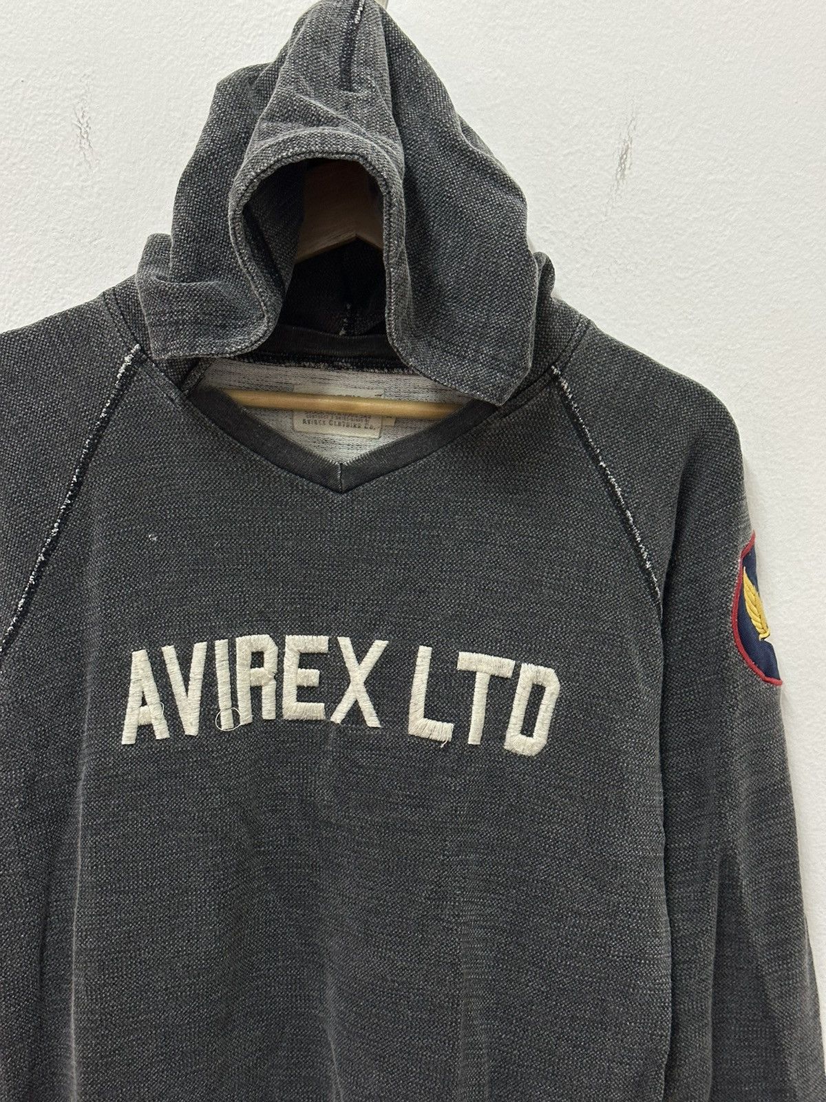 Avirex × Japanese Brand × Vintage Vintage Avirex Air Force Big Logo Hoodie Size US S / EU 44-46 / 1 - 4 Thumbnail