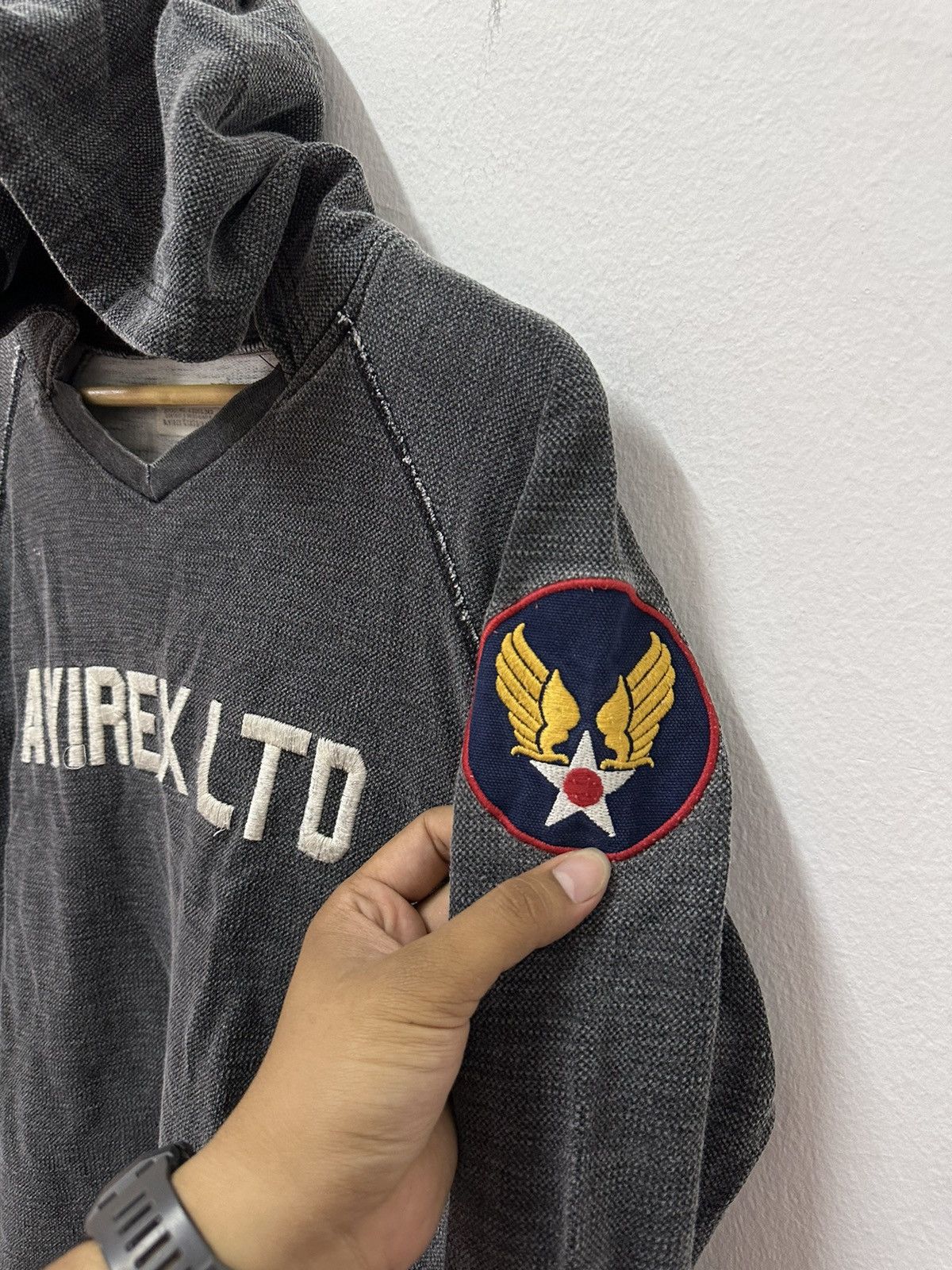 Avirex × Japanese Brand × Vintage Vintage Avirex Air Force Big Logo Hoodie Size US S / EU 44-46 / 1 - 5 Thumbnail