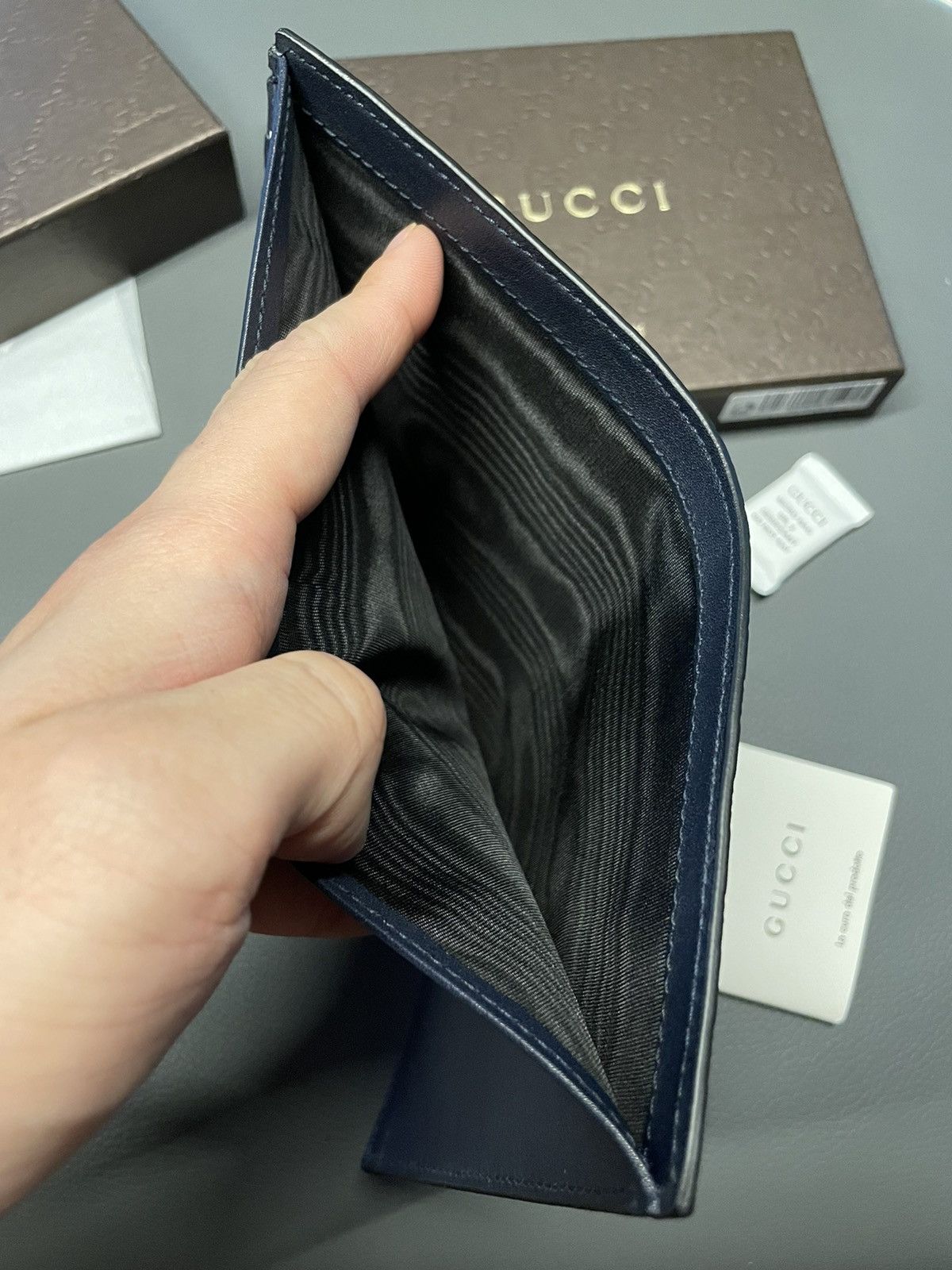 Gucci BrandNEW Classic GG Monogram Bi-fold Passport Holder Wallet Size ONE SIZE - 8 Thumbnail