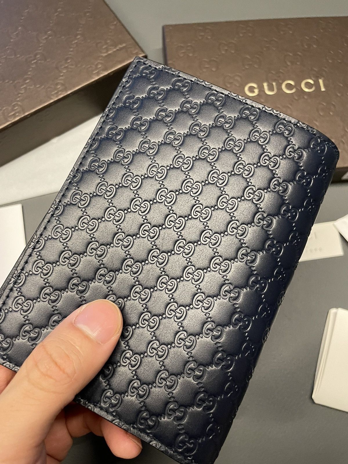 Gucci BrandNEW Classic GG Monogram Bi-fold Passport Holder Wallet Size ONE SIZE - 2 Thumbnail