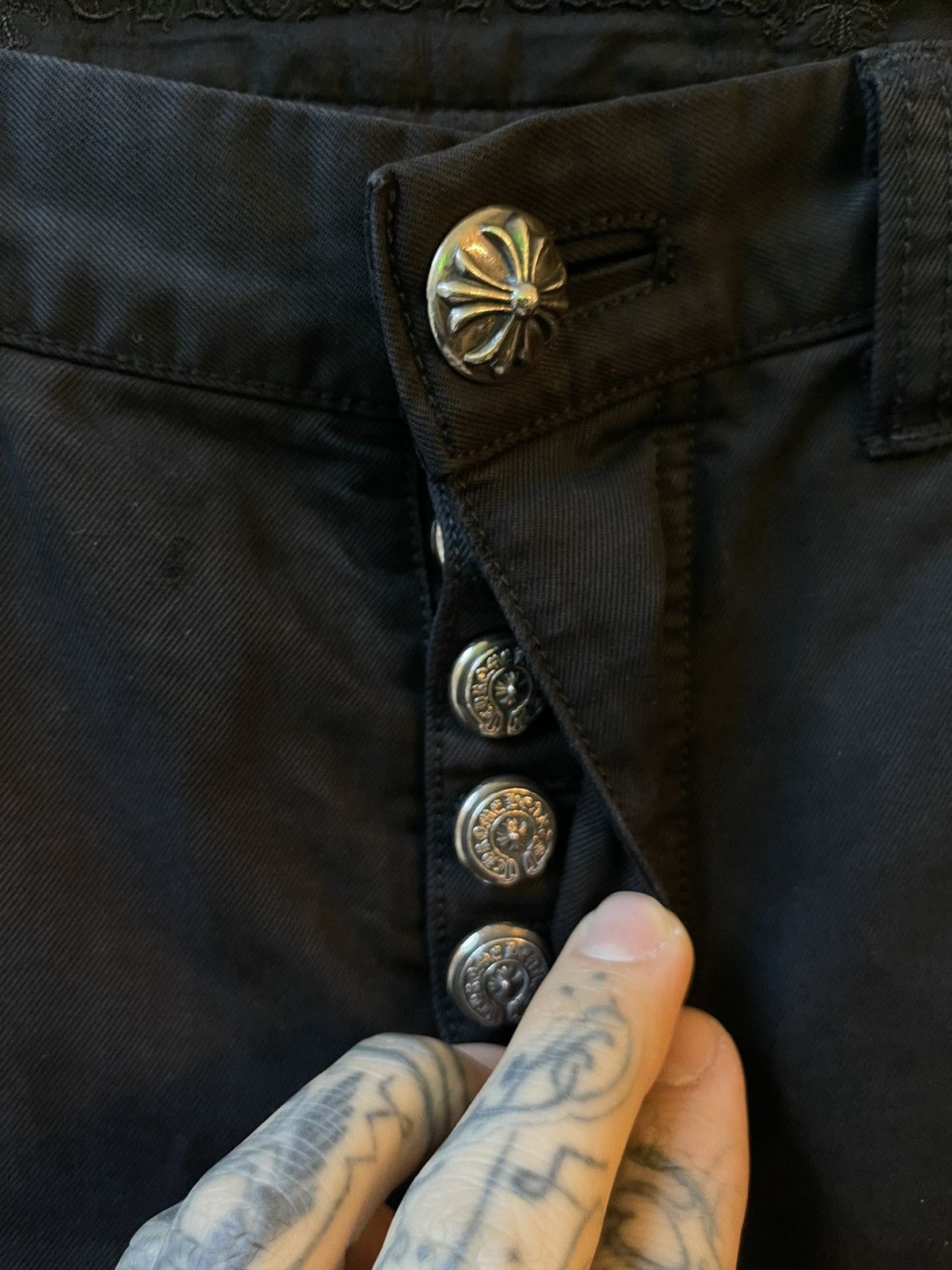 Chrome Hearts Chrome Hearts Black Chino Skater Jeans Pants Fit 31 or 32 Size US 33 - 3 Thumbnail