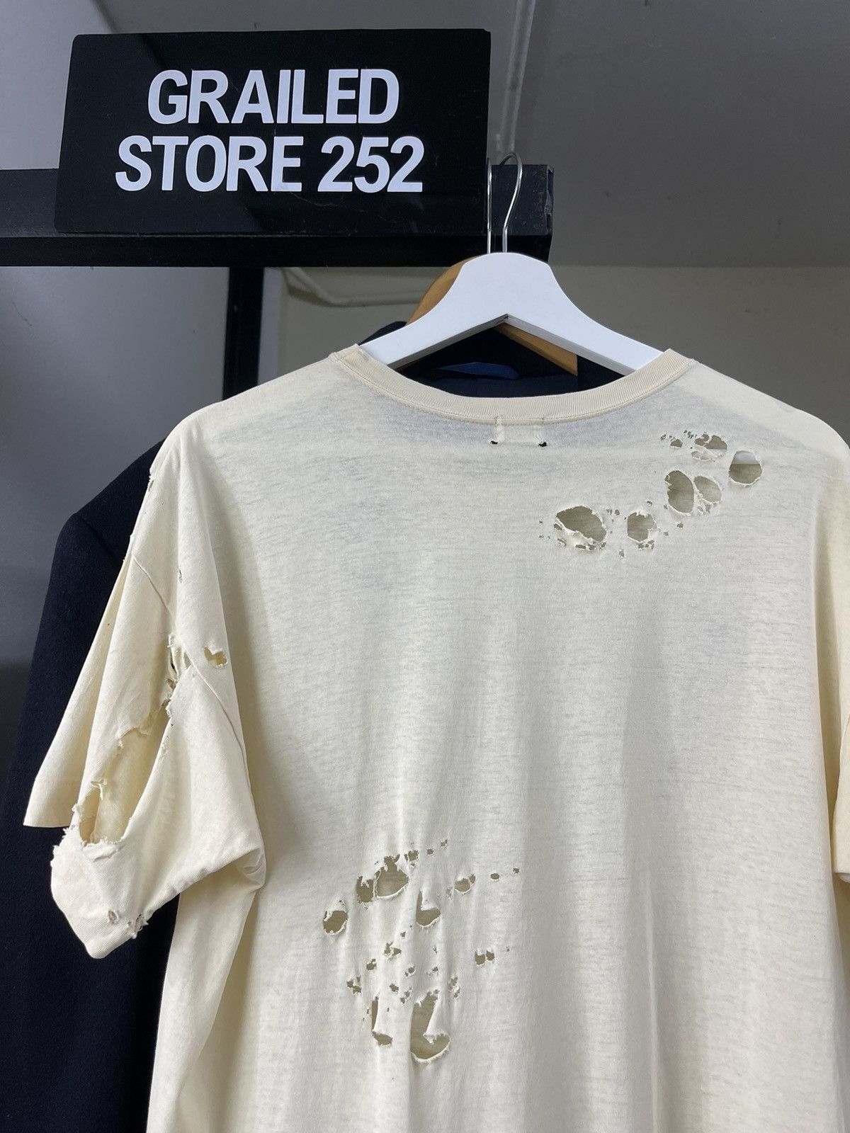 Issey Miyake Vintage Issey miyake Ripped Distressed Shirt Size US L / EU 52-54 / 3 - 7 Thumbnail