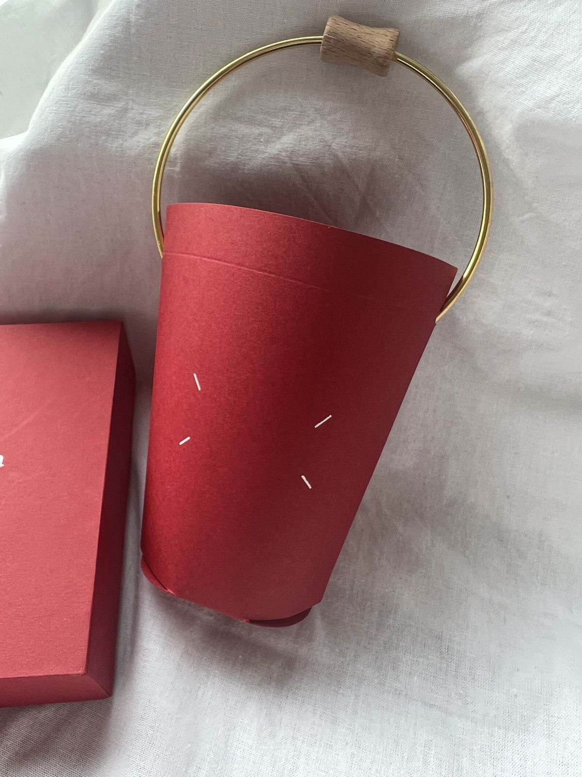 Maison Margiela Maison Margiela four stitches Fortune Bucket Red packets Size ONE SIZE - 3 Thumbnail