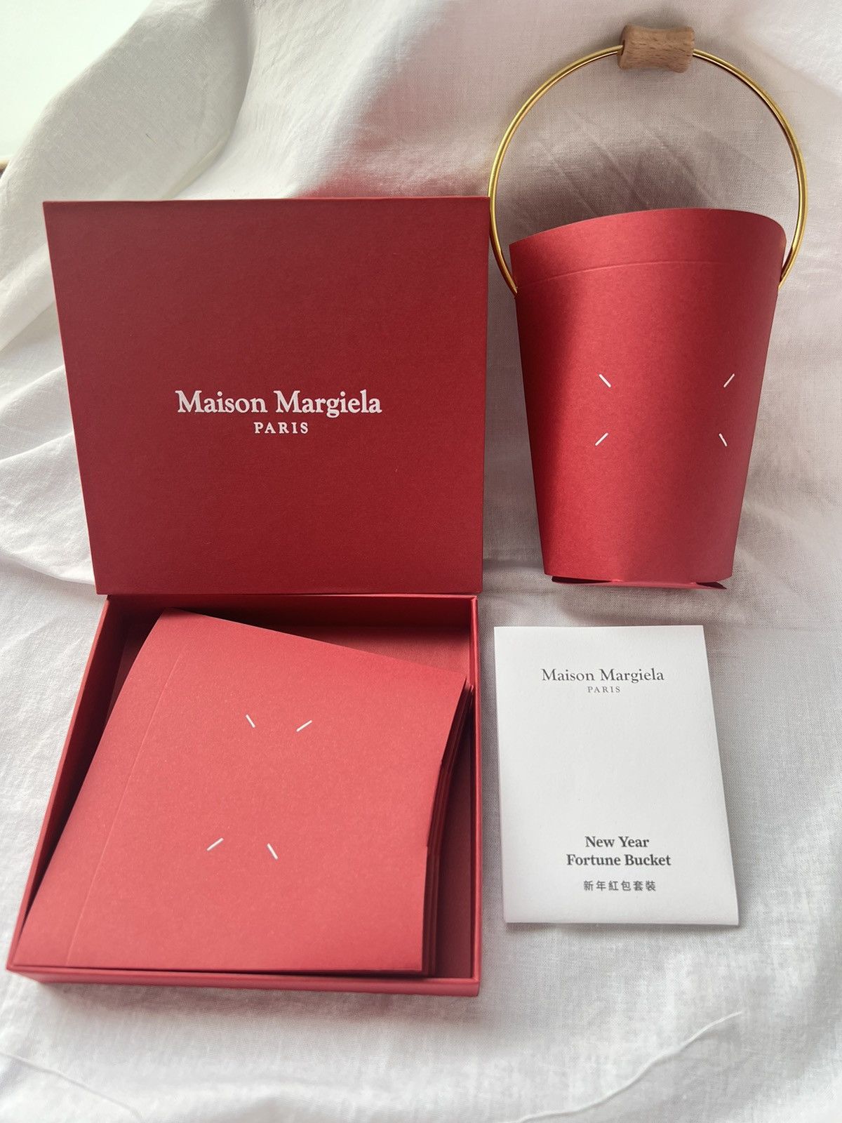 Maison Margiela Maison Margiela four stitches Fortune Bucket Red packets Size ONE SIZE - 4 Thumbnail