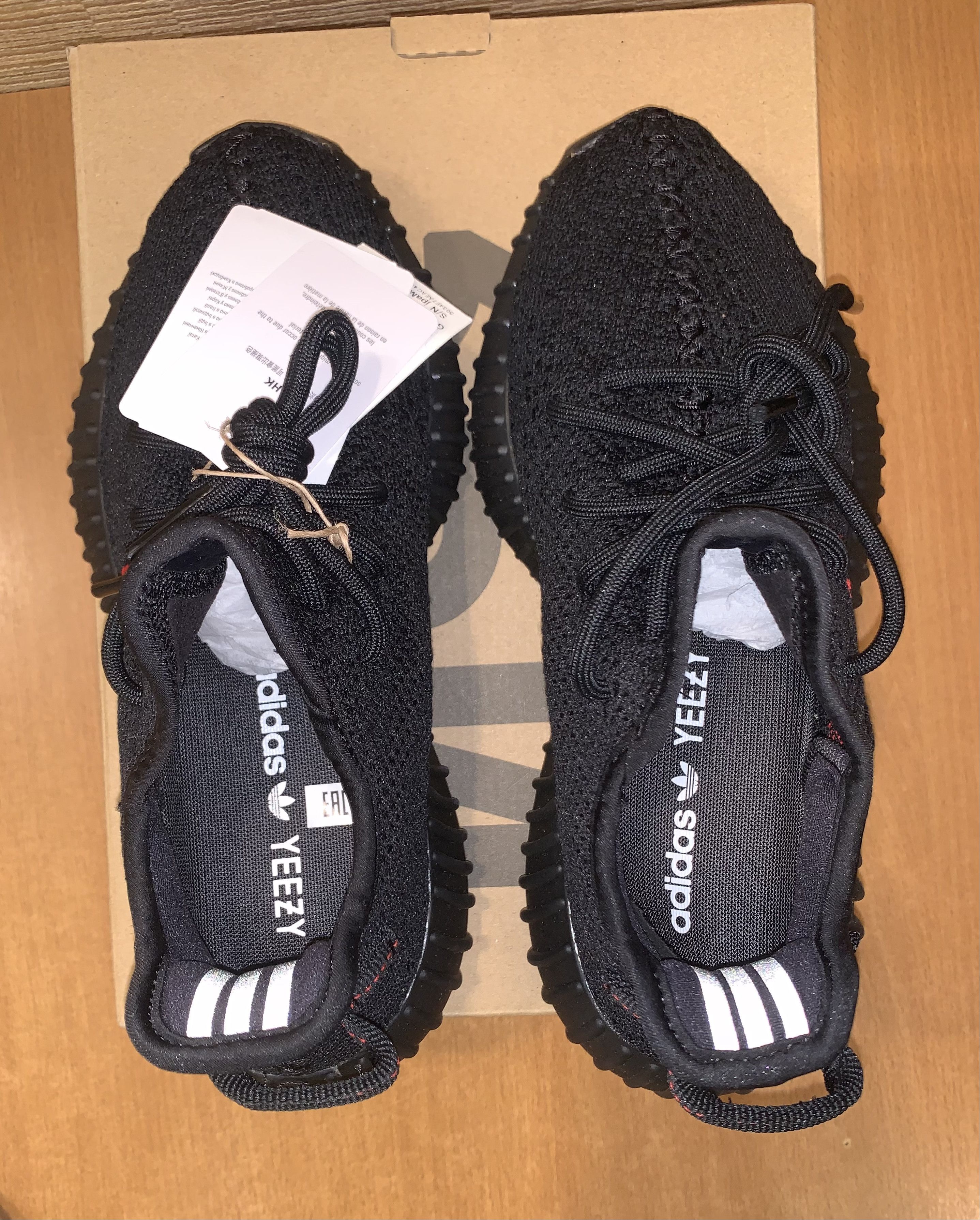Adidas × Kanye West Adidas Yeezy Boost 350 V2 by Kanye West Bred black red Size US 6 / EU 39 - 7 Thumbnail