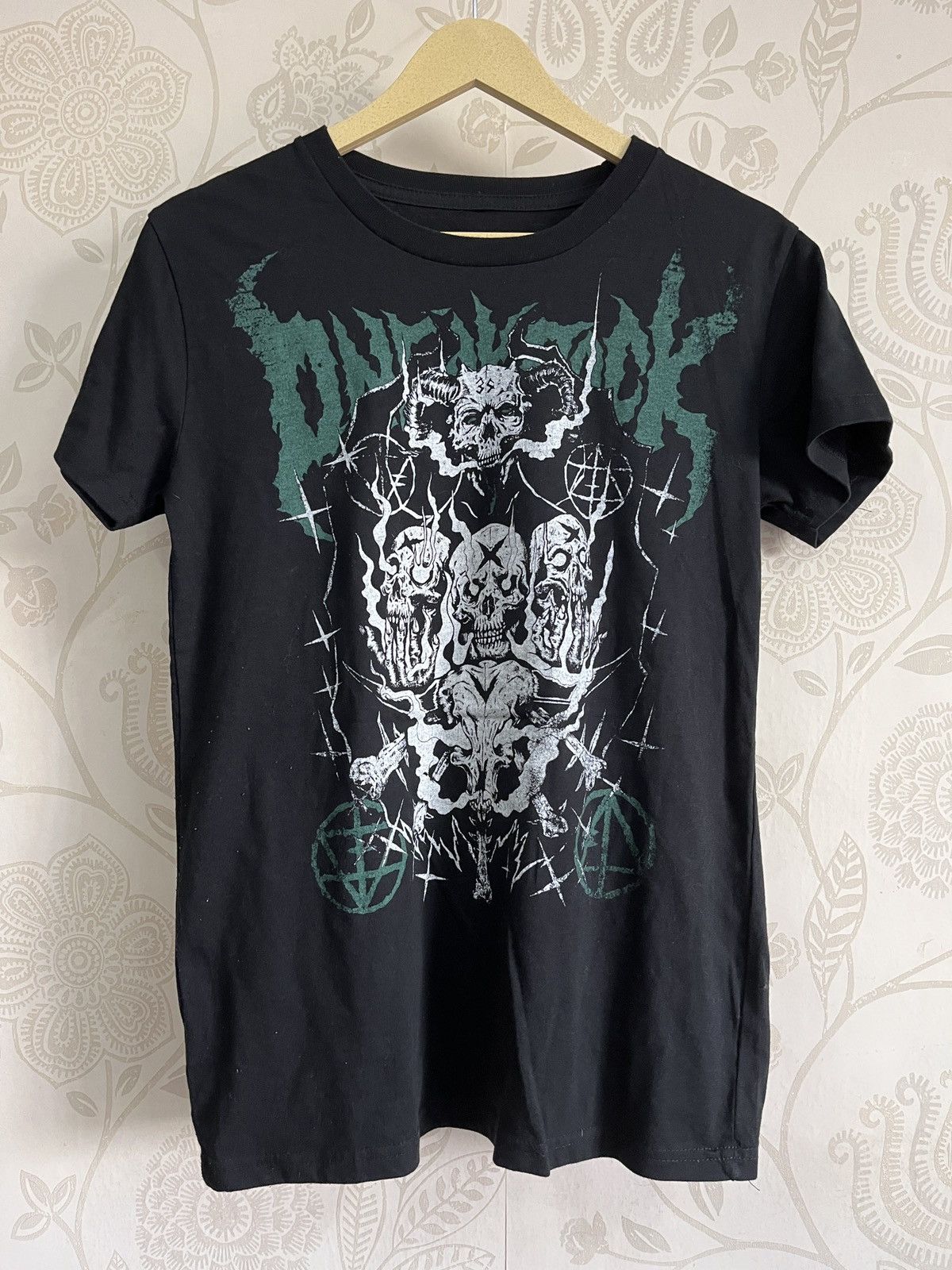 Band Tees × Vintage Metal Thrashed One Ok Rock Concert Makuhari Messe Band Tees Size US M / EU 48-50 / 2 - 1 Thumbnail