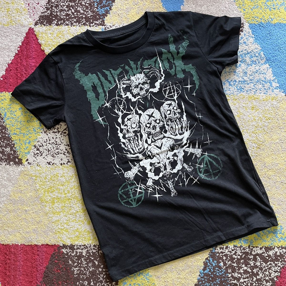 Band Tees × Vintage Metal Thrashed One Ok Rock Concert Makuhari Messe Band Tees Size US M / EU 48-50 / 2 - 9 Thumbnail