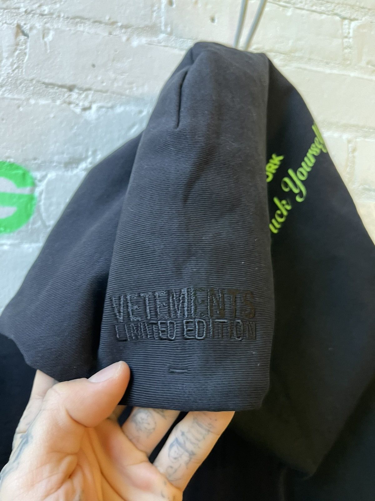 Vetements Fuck Vetements 5G // 4G TARGET PRACTICE Size US XXL / EU 58 / 5 - 3 Thumbnail