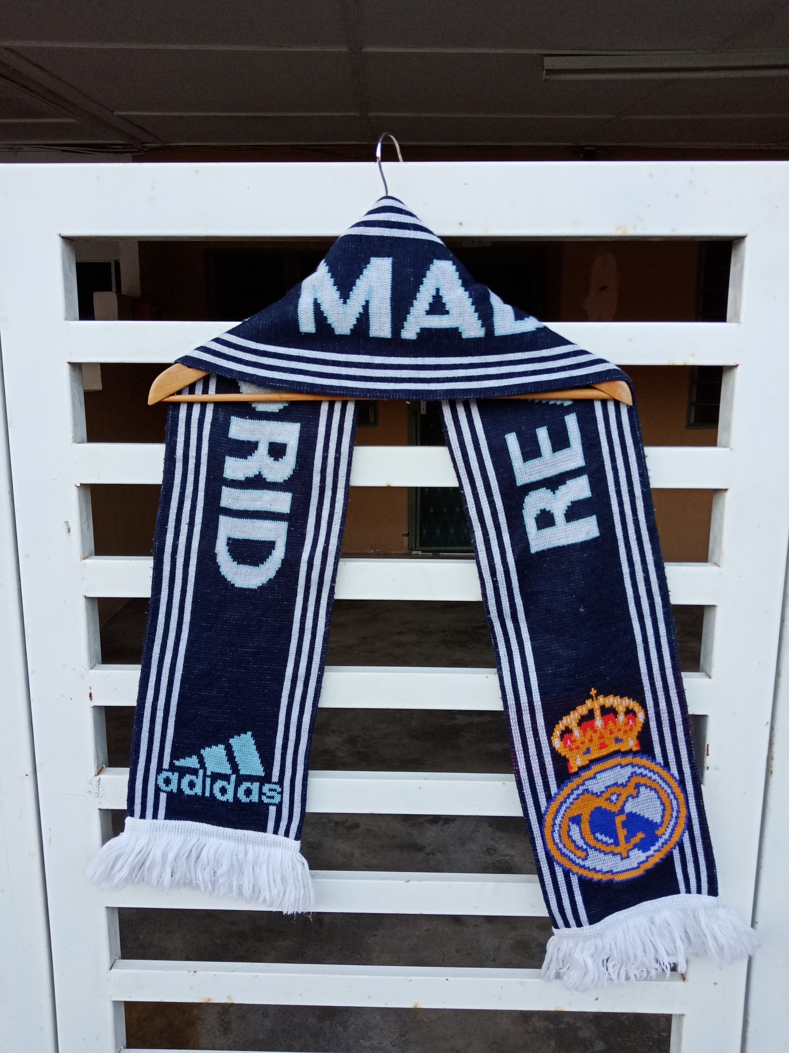 Adidas Adidas Real Madrid Spellout Embroidered (7"x54")Scarf Size ONE SIZE - 4 Thumbnail