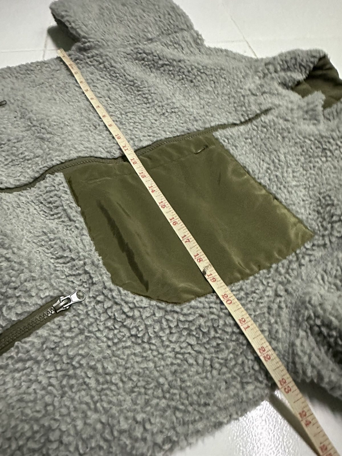 Uniqlo Uniqlo reversible fleece nylon jacket Size US M / EU 48-50 / 2 - 4 Thumbnail