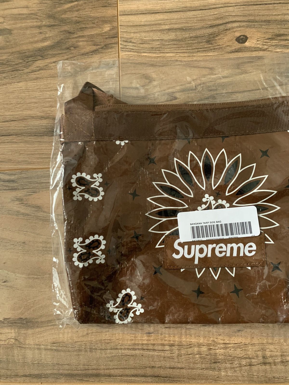 Supreme Supreme Bandana Tarp Side Bag Size ONE SIZE - 3 Thumbnail