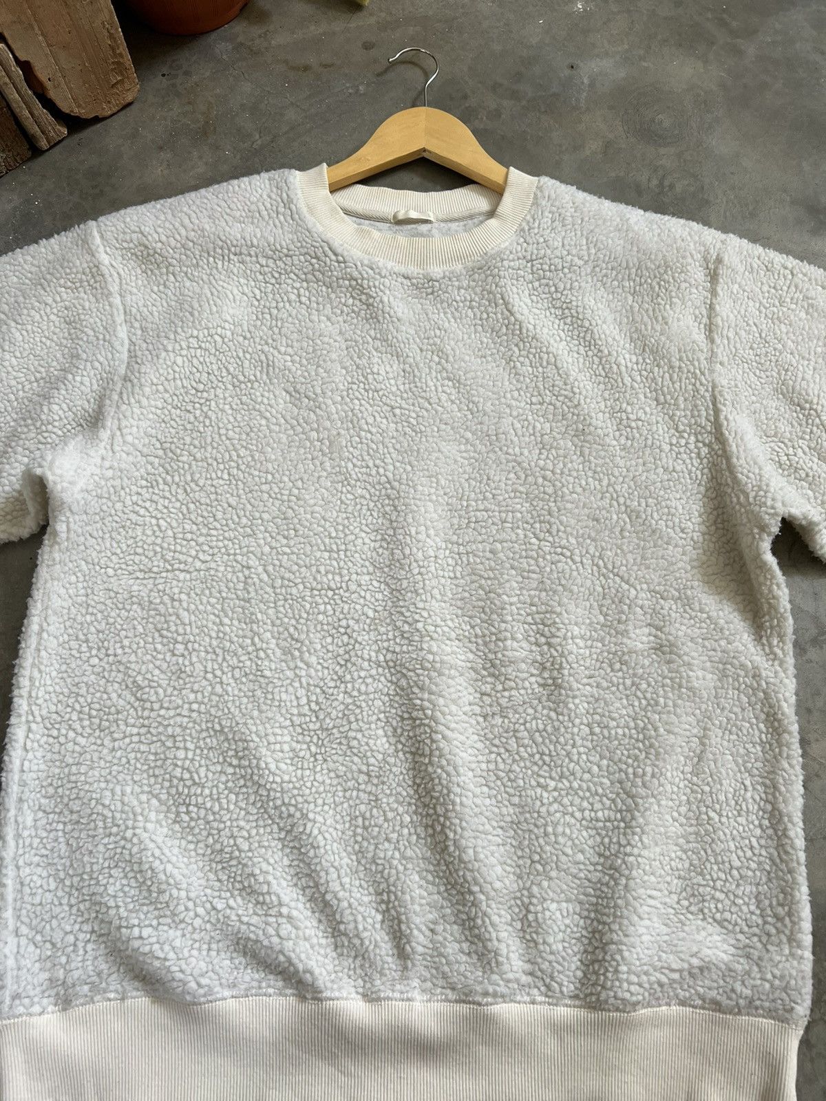 Japanese Brand GU Deep Pile Sherpa Crewneck Sweatshirt Size US L / EU 52-54 / 3 - 12 Thumbnail
