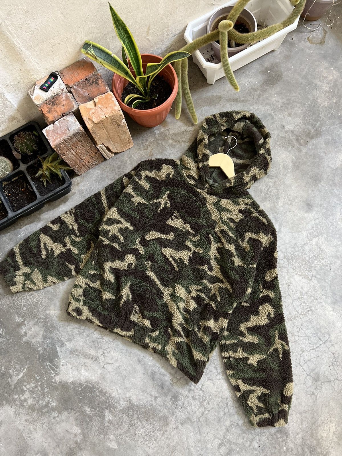 Japanese Brand 🔥 STEALS 🔥 Camouflage Deep Pile Sherpa Hoodie Size US L / EU 52-54 / 3 - 4 Thumbnail