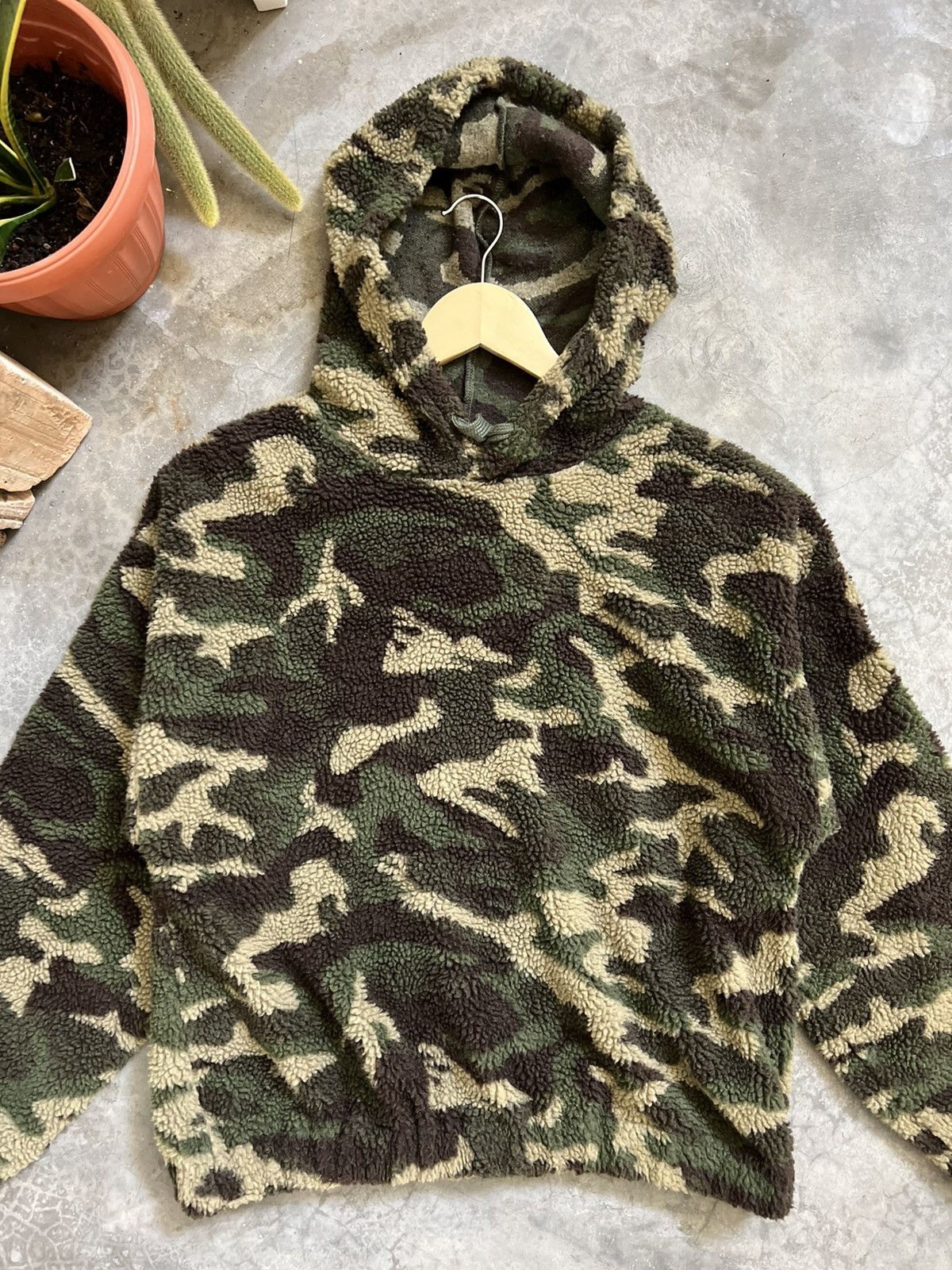 Japanese Brand 🔥 STEALS 🔥 Camouflage Deep Pile Sherpa Hoodie Size US L / EU 52-54 / 3 - 2 Thumbnail