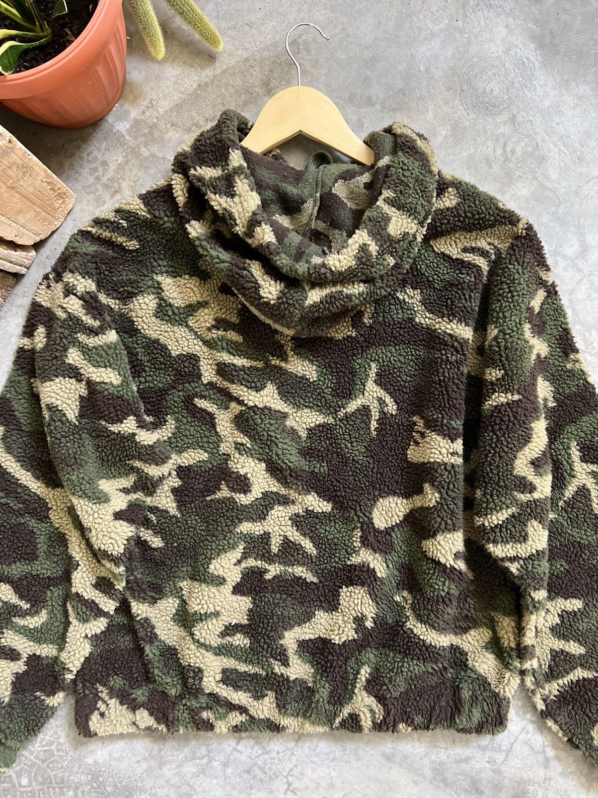 Japanese Brand 🔥 STEALS 🔥 Camouflage Deep Pile Sherpa Hoodie Size US L / EU 52-54 / 3 - 6 Thumbnail