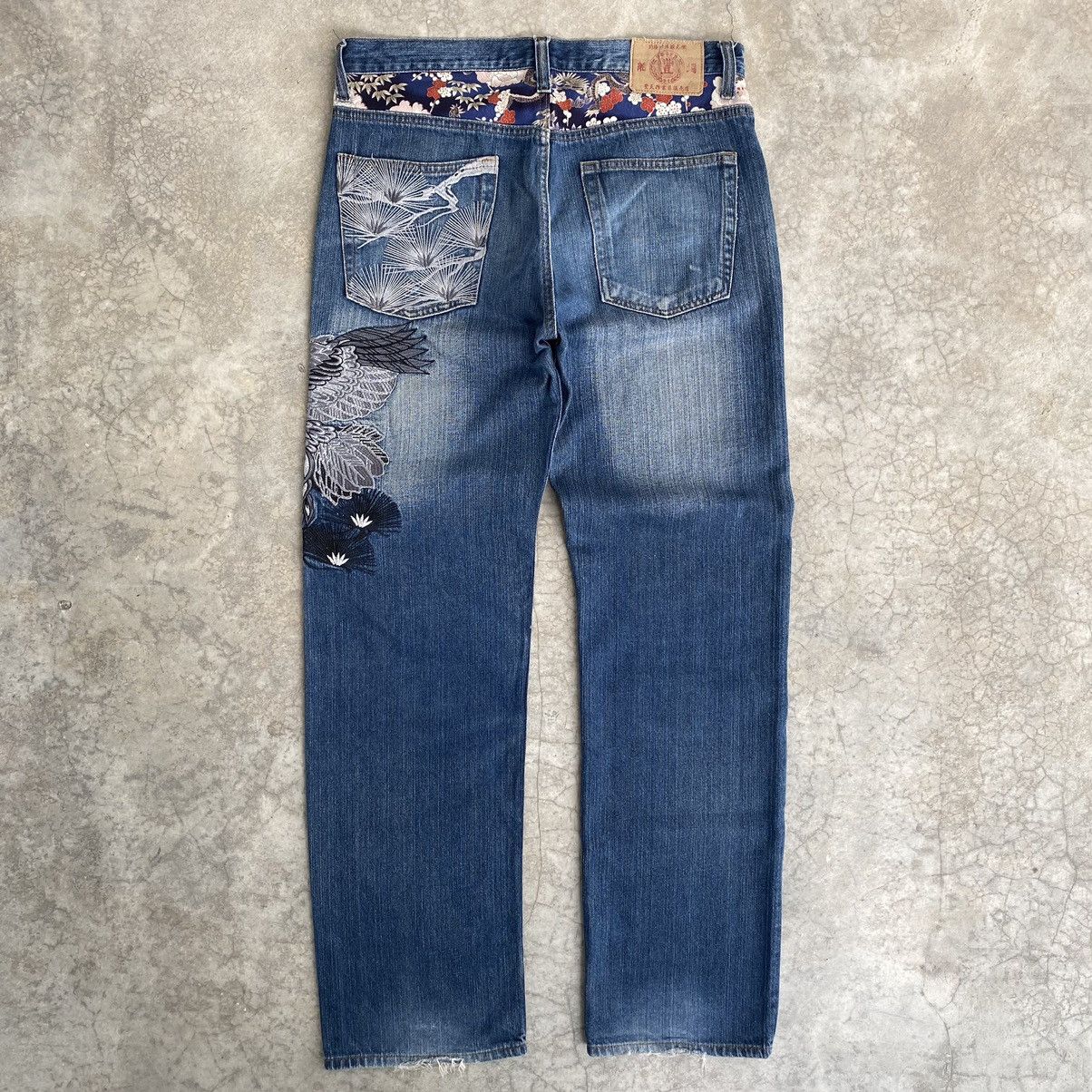 Karakuri Tamashii Karakuri Tamashii Style Eagle Embroidered Sukajan Jeans Size US 34 / EU 50 - 13 Thumbnail