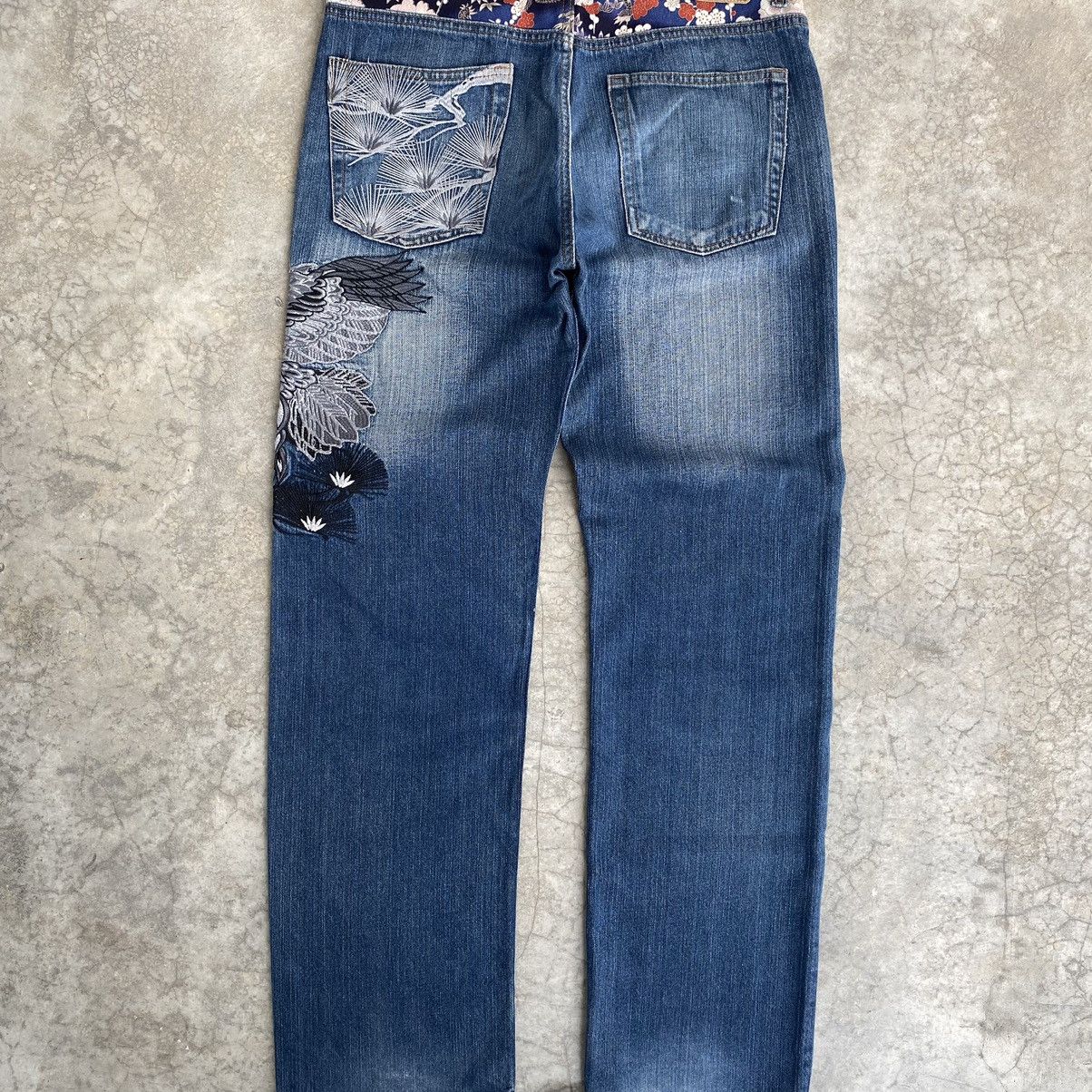 Karakuri Tamashii Karakuri Tamashii Style Eagle Embroidered Sukajan Jeans Size US 34 / EU 50 - 16 Thumbnail