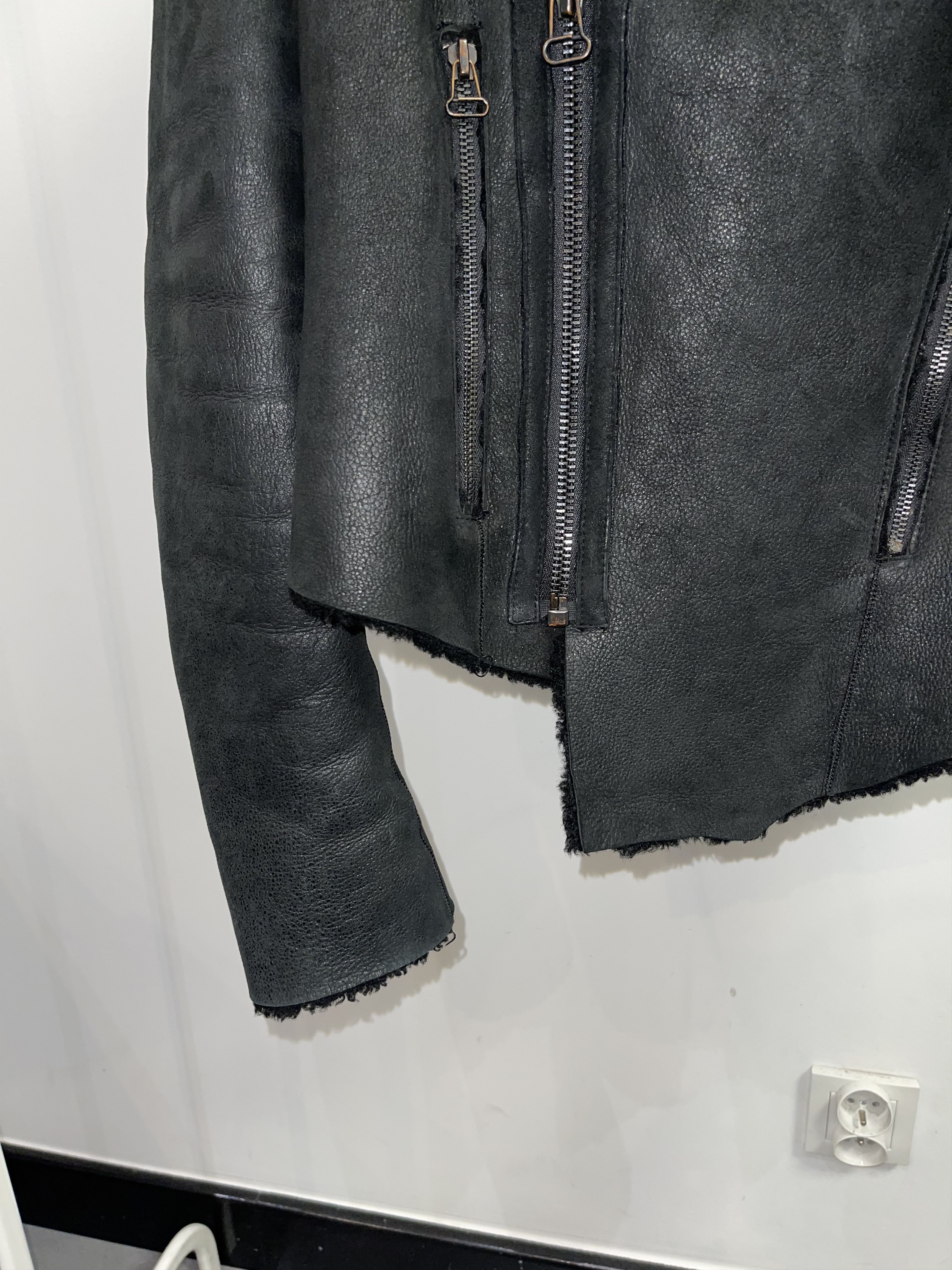 Helmut Lang Helmut Lang Abstract Assymetrical Shearling Leather Jacket Size US S / EU 44-46 / 1 - 4 Thumbnail