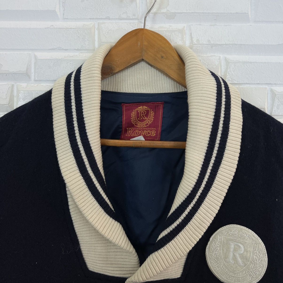Japanese Brand VINTAGE VARSITY JACKET BOSTON TRADITIONAL ROYCE BIG LOGO Size US S / EU 44-46 / 1 - 4 Thumbnail