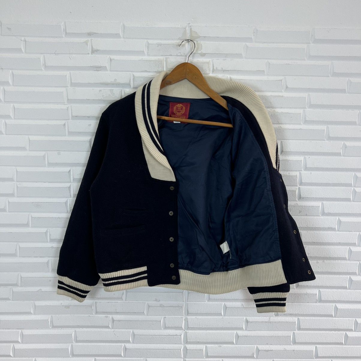 Japanese Brand VINTAGE VARSITY JACKET BOSTON TRADITIONAL ROYCE BIG LOGO Size US S / EU 44-46 / 1 - 9 Thumbnail