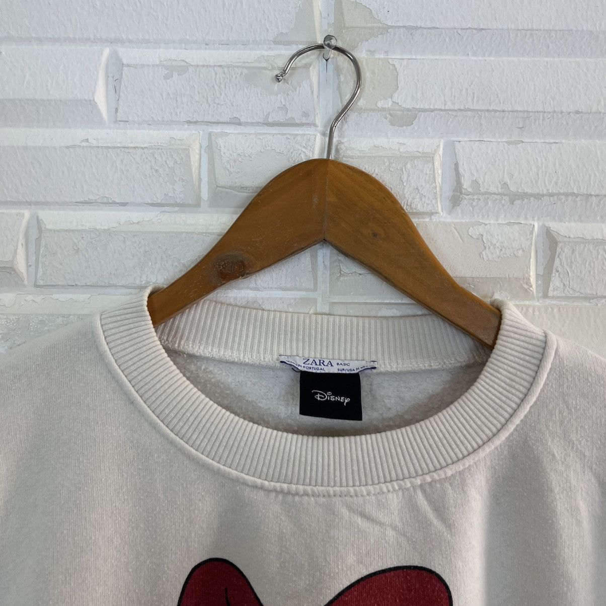 Disney RARE BIG LOGO PRINT MICKEY MOUSE ZARA BASIC SWEATSHIRT Size US M / EU 48-50 / 2 - 5 Thumbnail