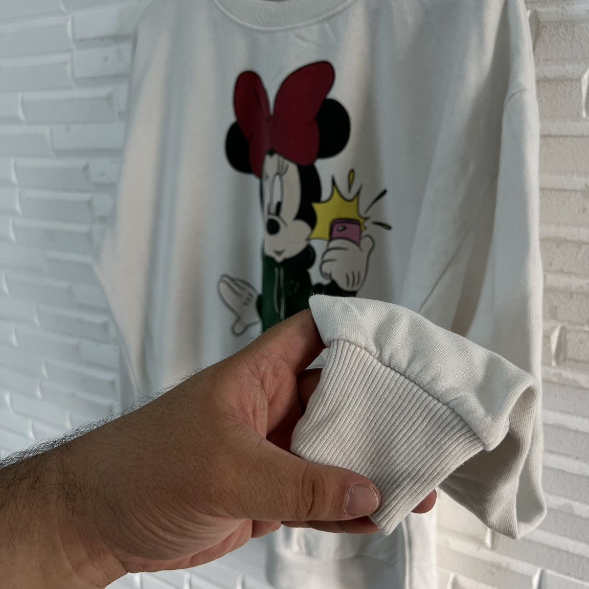 Disney RARE BIG LOGO PRINT MICKEY MOUSE ZARA BASIC SWEATSHIRT Size US M / EU 48-50 / 2 - 6 Thumbnail