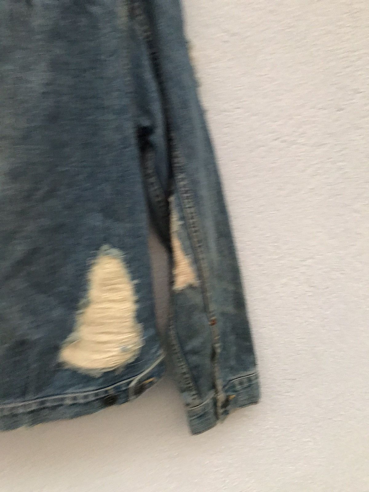 Japanese Brand ROYAL BLUE Ripped & Patched Distressed Denim Jacket Size US S / EU 44-46 / 1 - 9 Thumbnail
