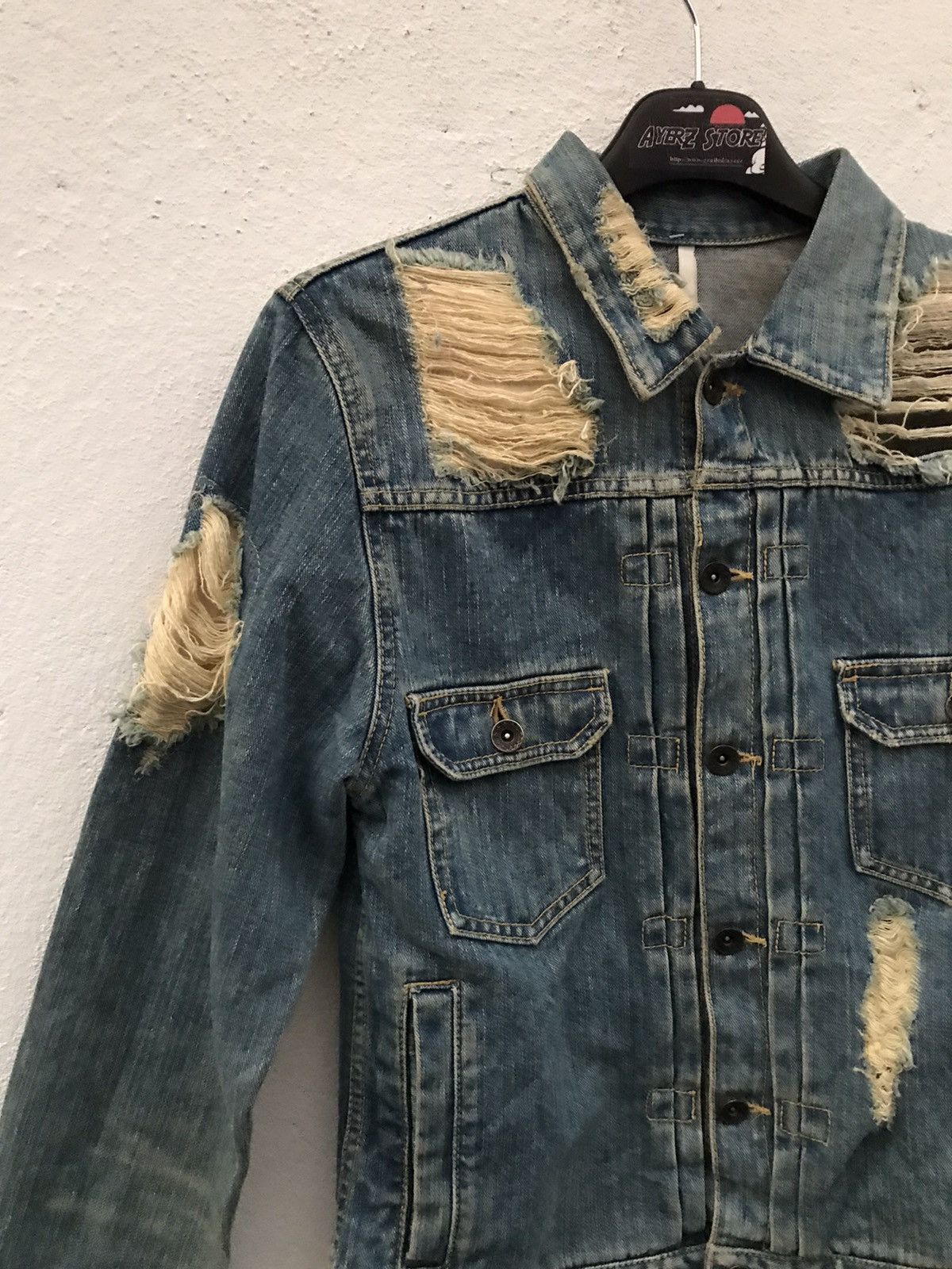 Japanese Brand ROYAL BLUE Ripped & Patched Distressed Denim Jacket Size US S / EU 44-46 / 1 - 6 Thumbnail