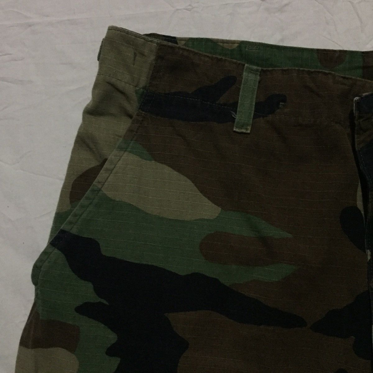 Vintage WOODLAND Army Strap Waist Military Tactical CargoPant Size US 30 / EU 46 - 18 Thumbnail