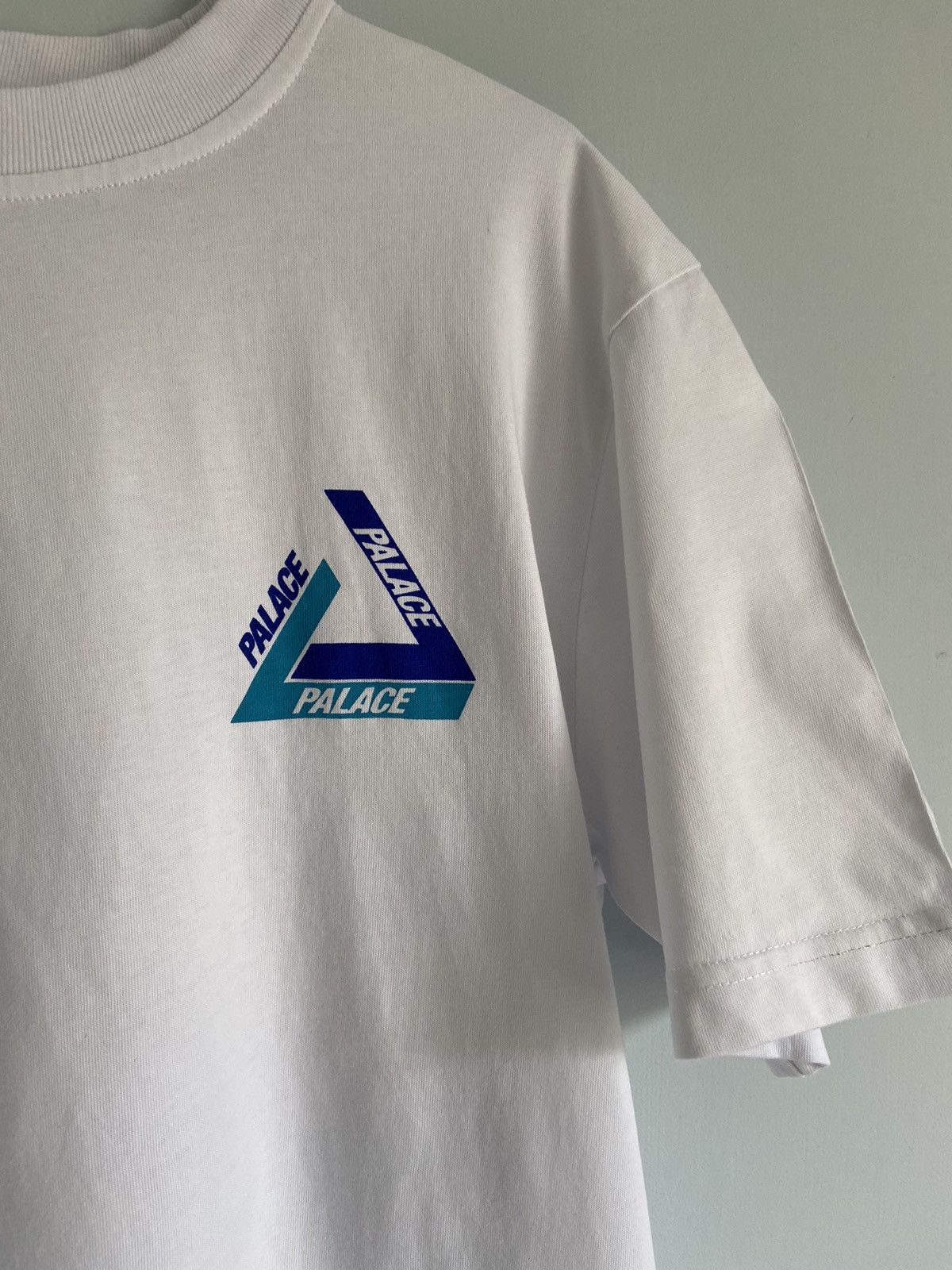 Palace Palace Tri-Shadow t-shirt Size US S / EU 44-46 / 1 - 3 Thumbnail